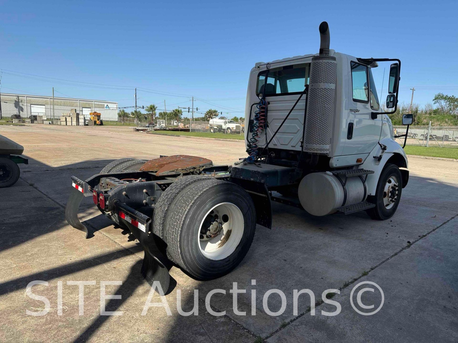 2013 International 8600 S/A Daycab Truck Tractor - Image 6 of 30