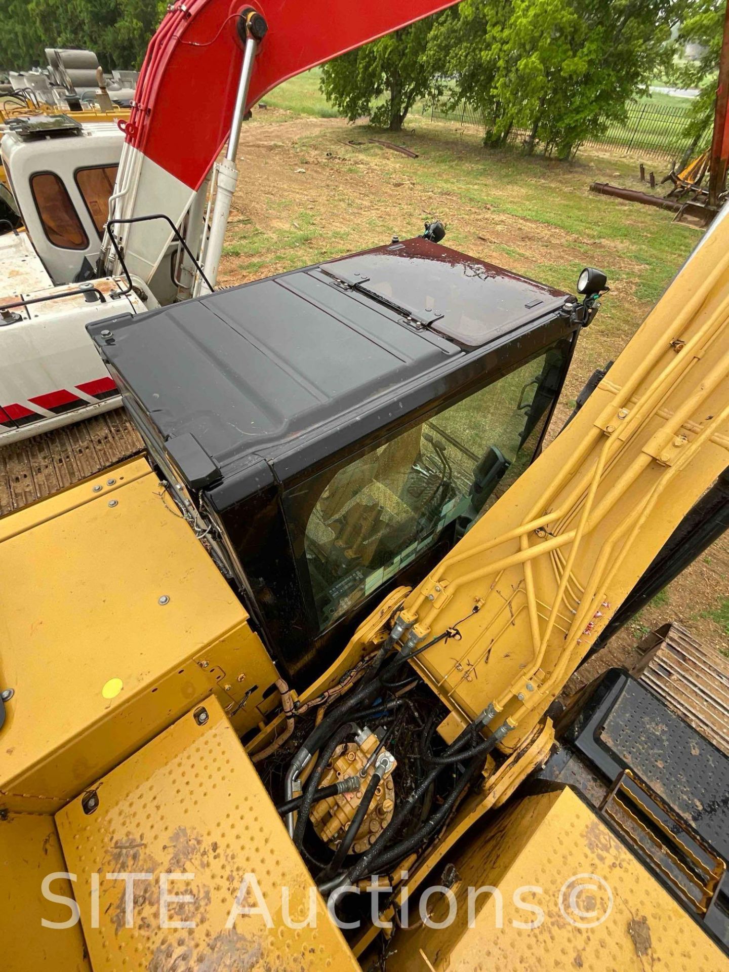 2014 CAT 320E L Hydraulic Excavator - Image 24 of 31