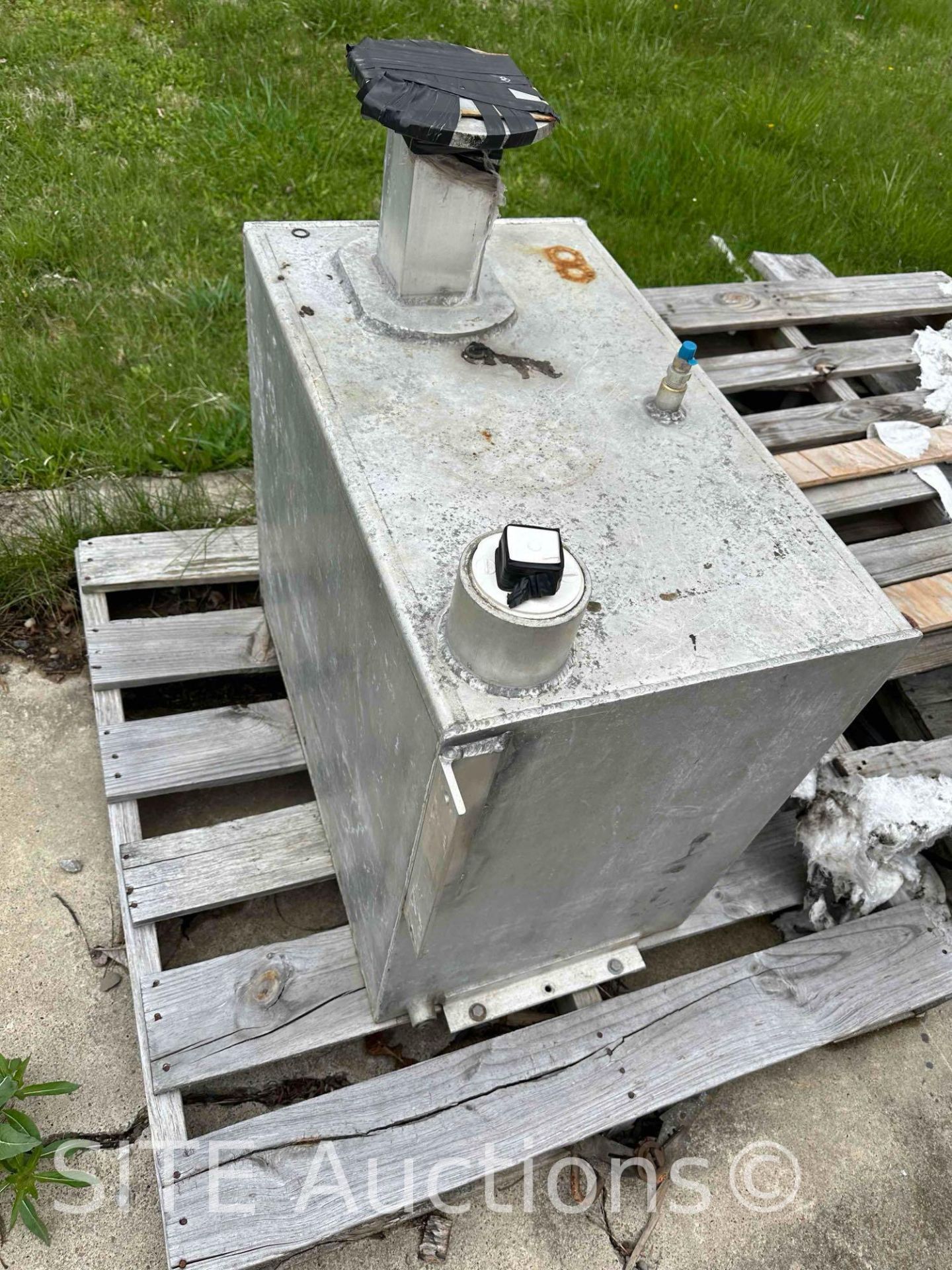 Aluminum Oil Tank