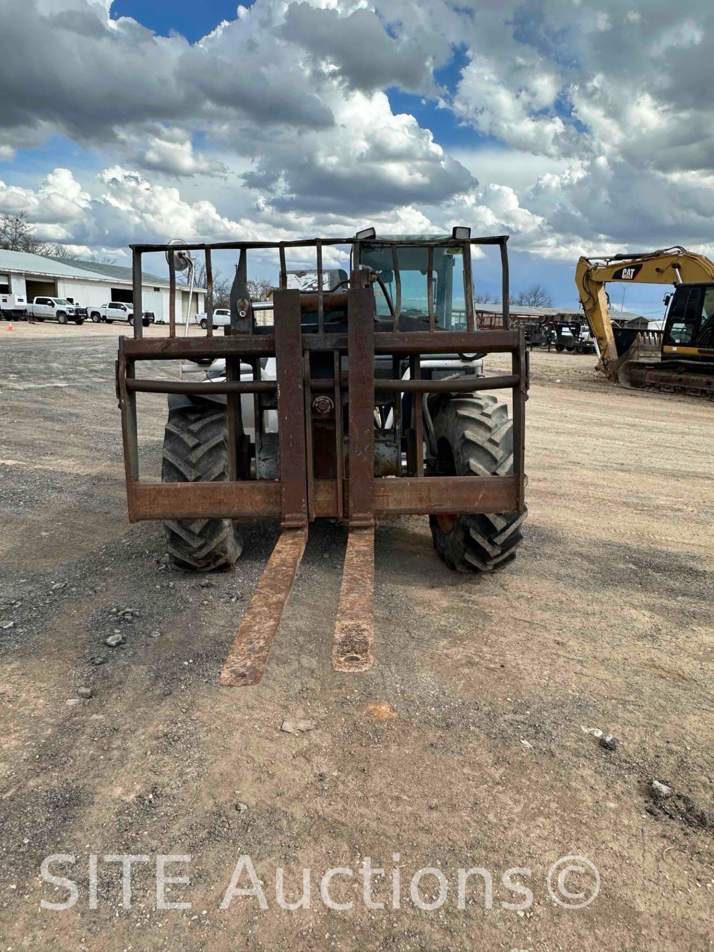 2006 Bobcat V723 VersaHandler 4x4x4 Telescopic Forklift - Image 2 of 23