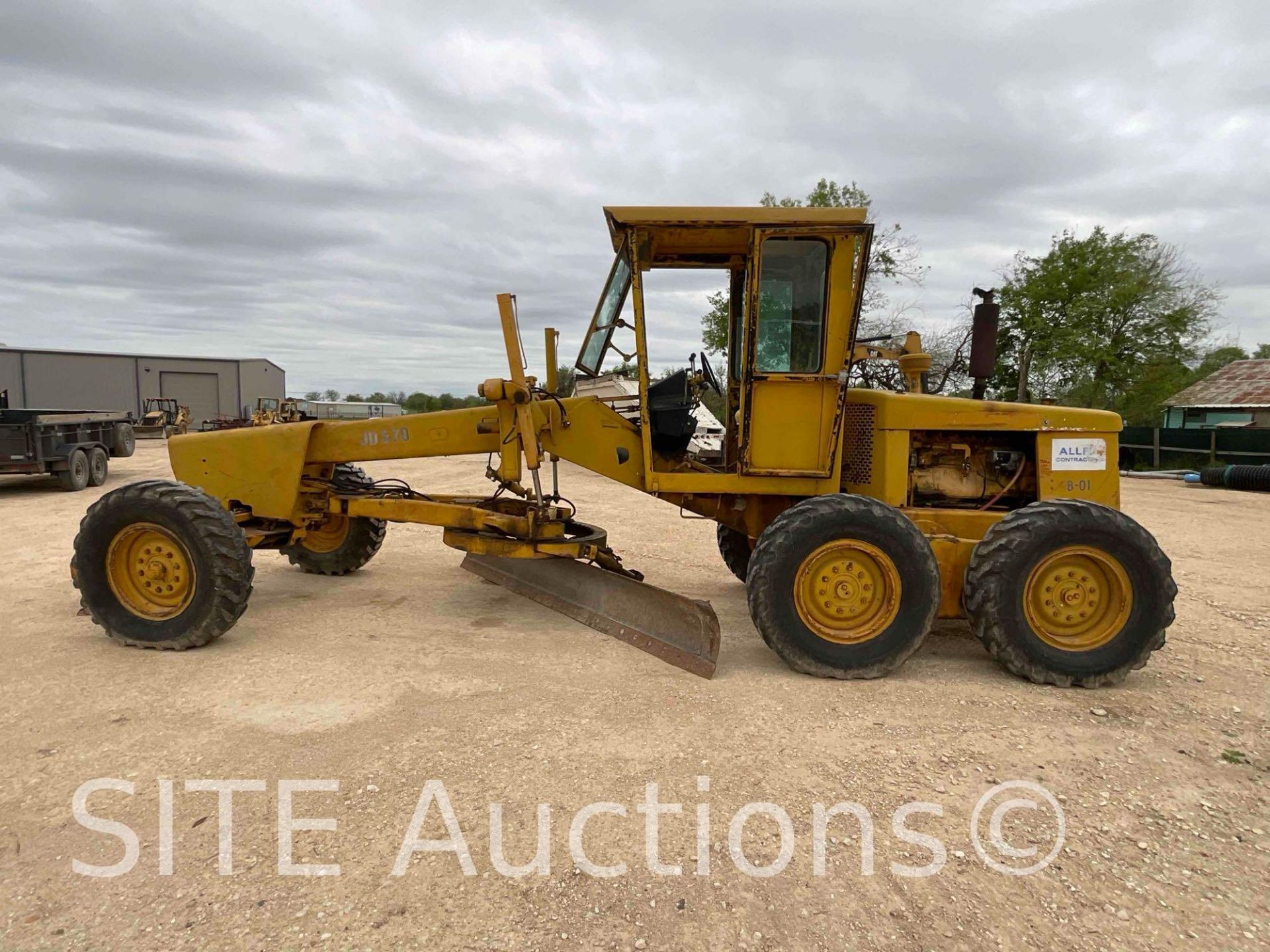 John Deere 570 Motor Grader - Image 9 of 34