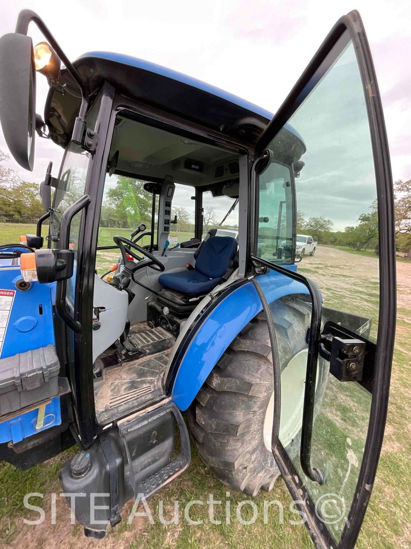 2021 New Holland Boomer 45 Tractor - Image 16 of 22