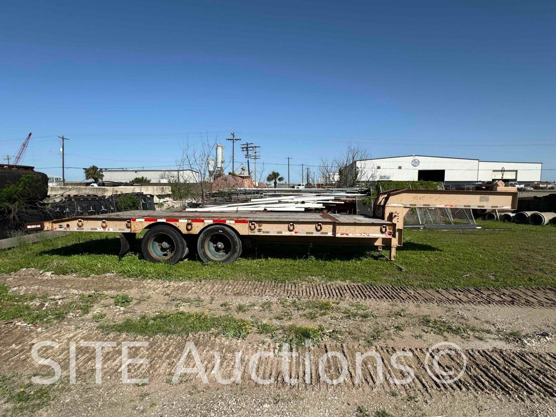 T/A Flatbed Trailer - Image 2 of 20
