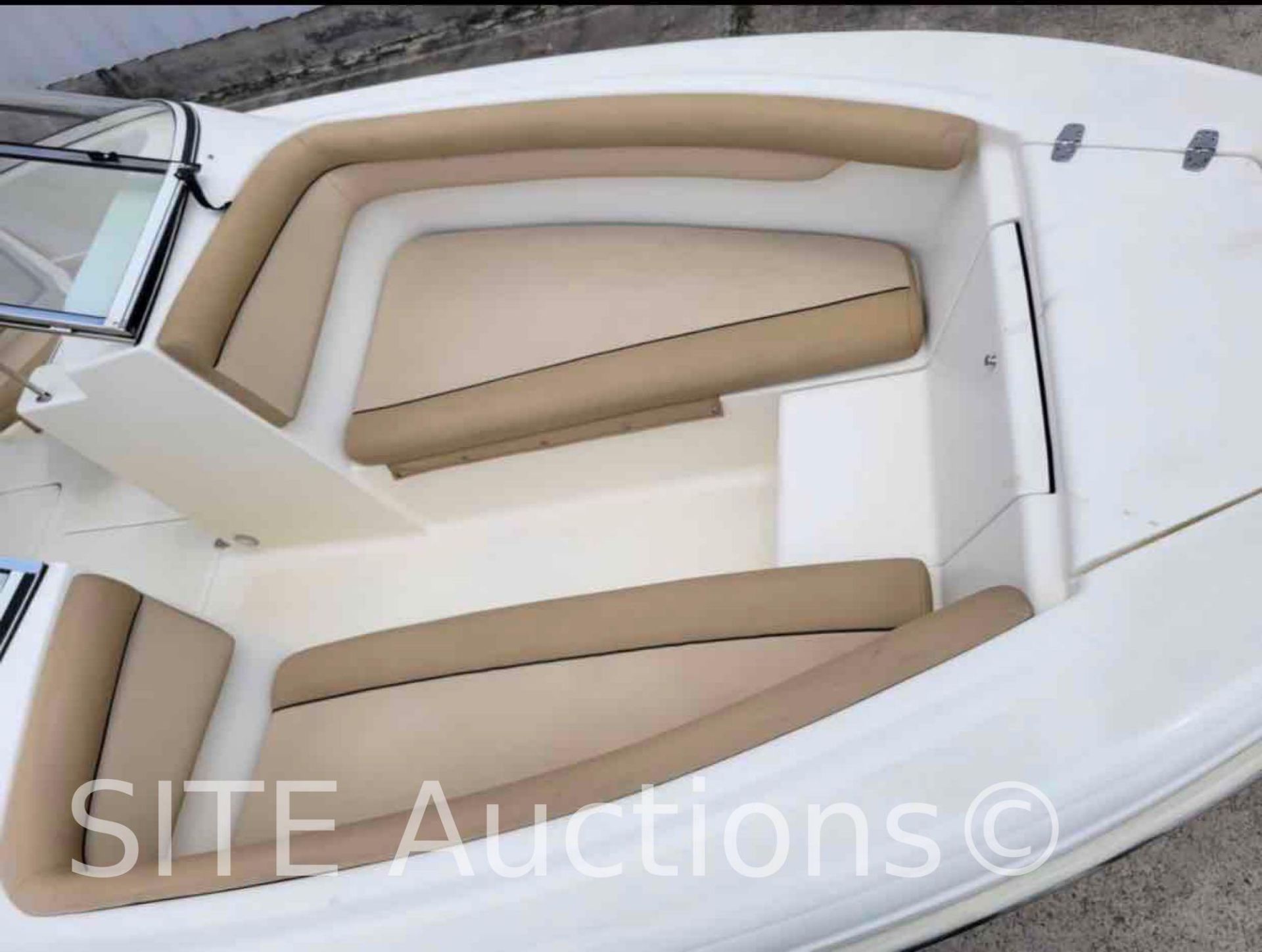 2020 Scout Dorado 20ft. Boat with Trailer - Image 15 of 21