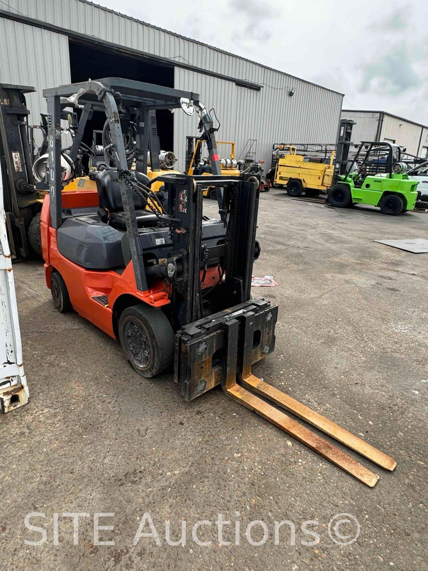 Toyota LPG Forklift - Image 4 of 16