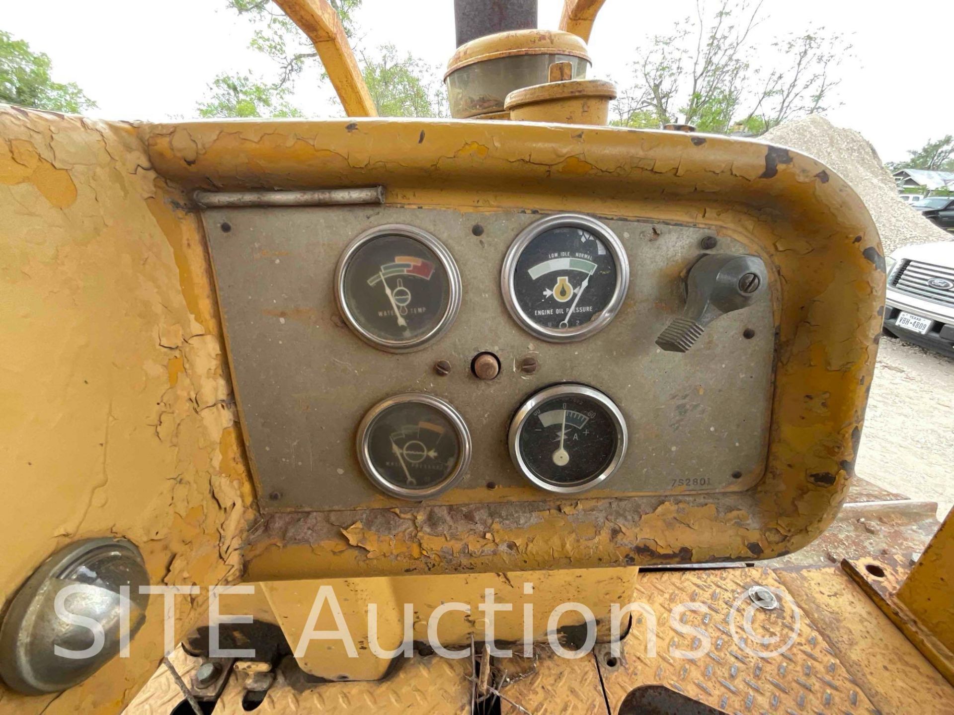 1969 CAT D6C Crawler Dozer - Image 23 of 34