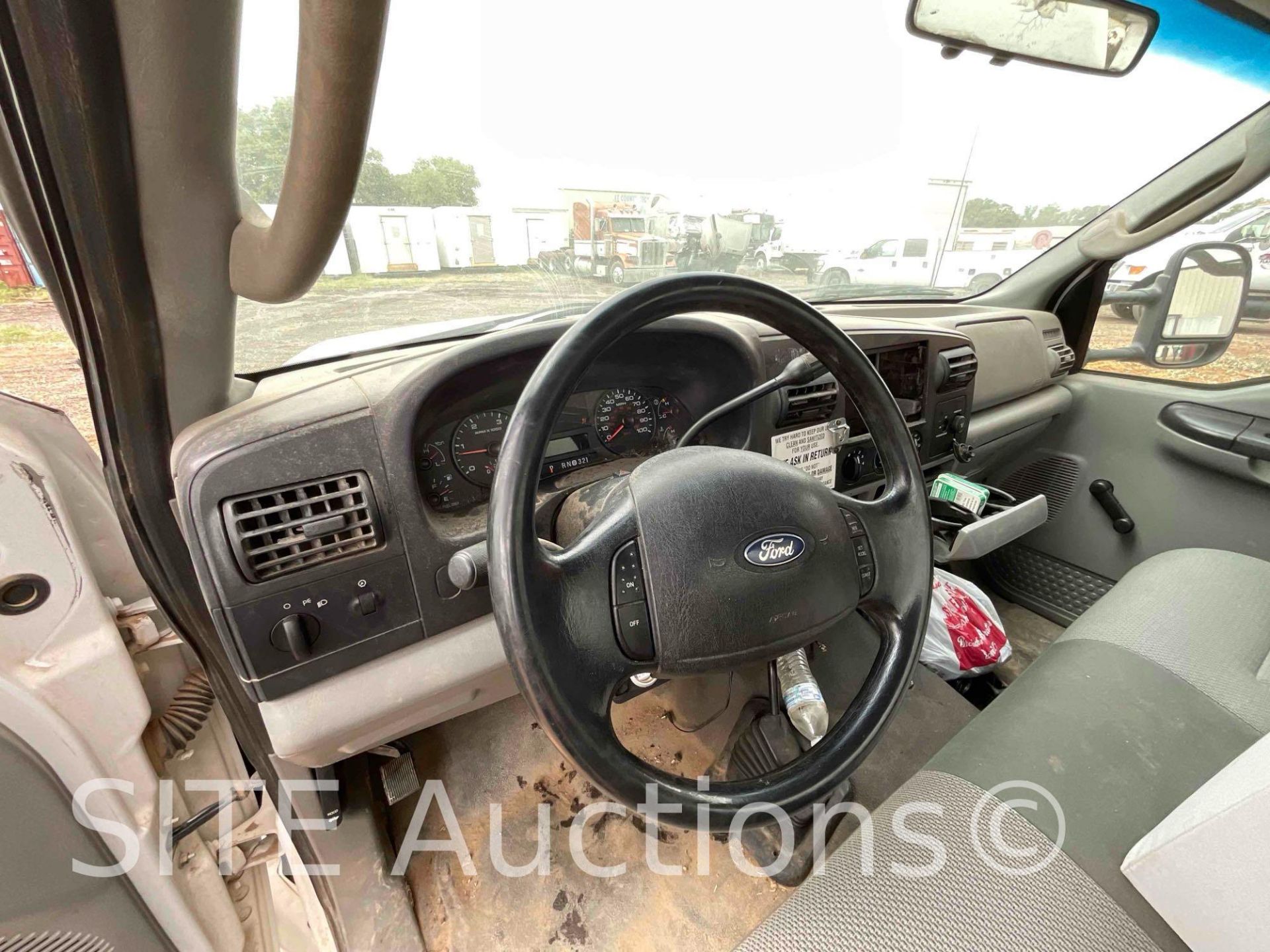 2006 Ford F550 S/A Waste Truck - Image 20 of 22