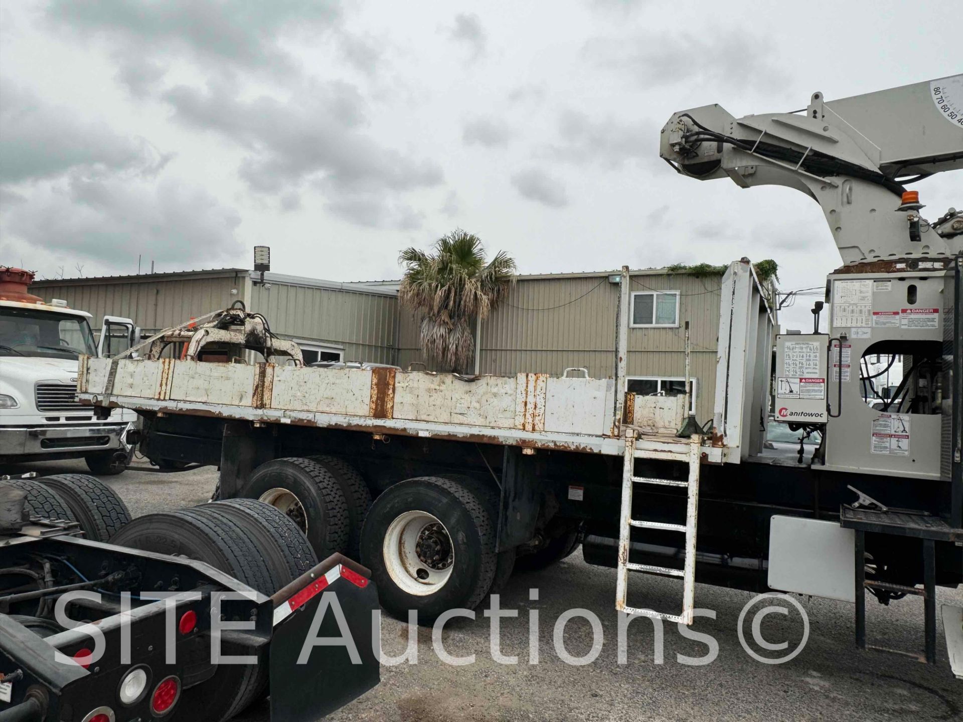 2014 Freightliner 114SD T/A Crane Truck - Image 6 of 58