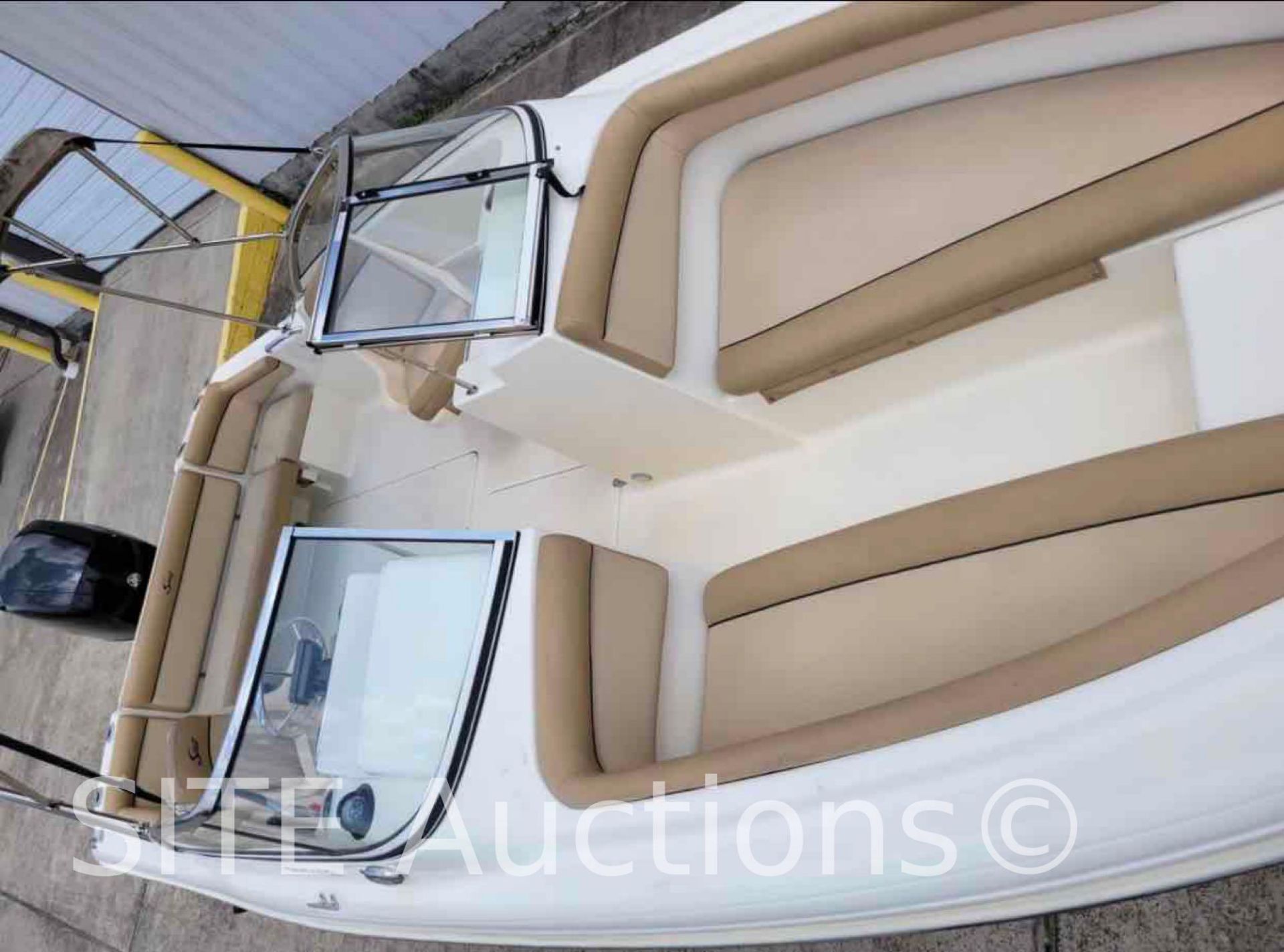 2020 Scout Dorado 20ft. Boat with Trailer - Image 13 of 21
