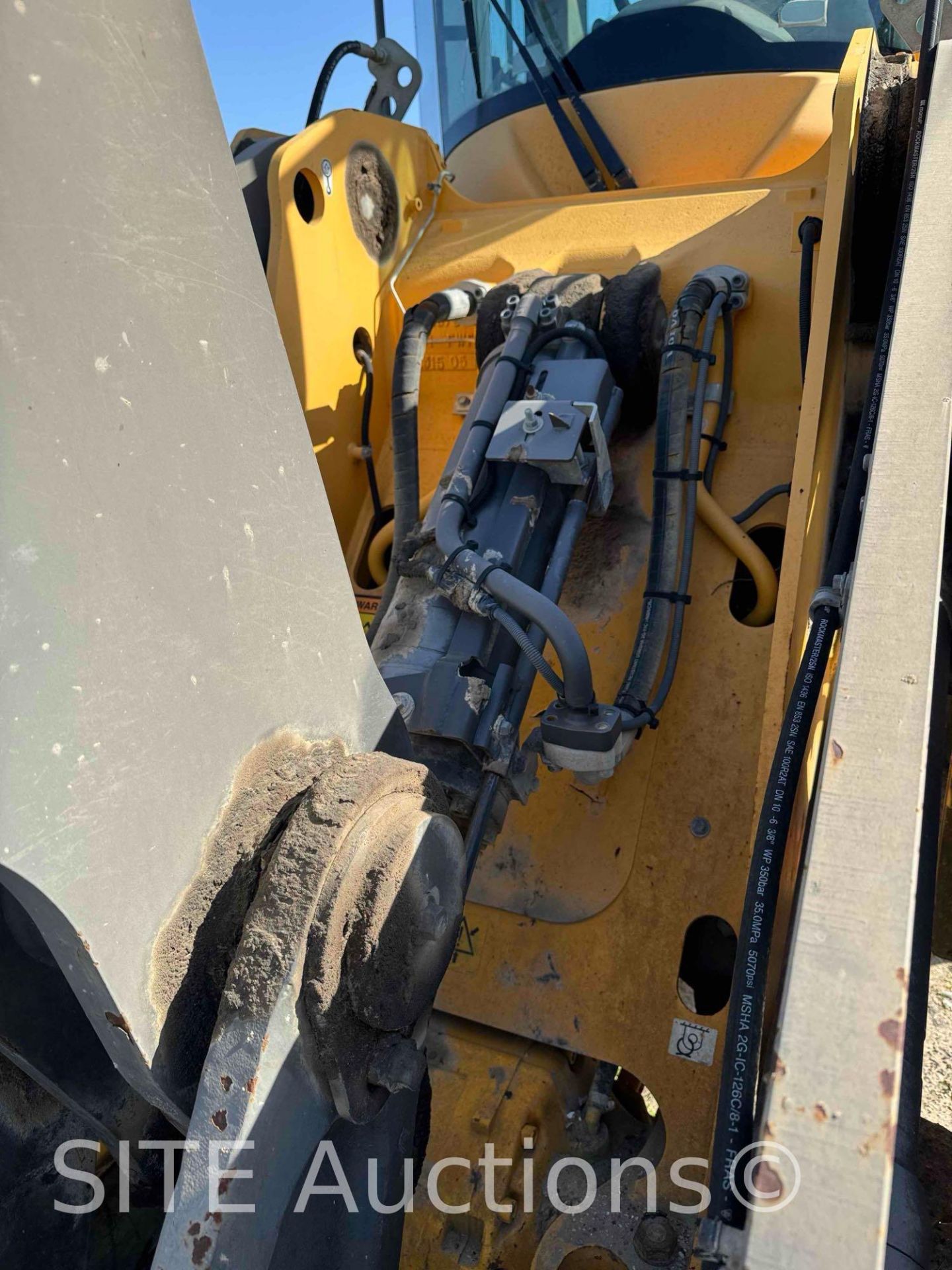 2015 Volvo L90H Wheel Loader - Image 21 of 49