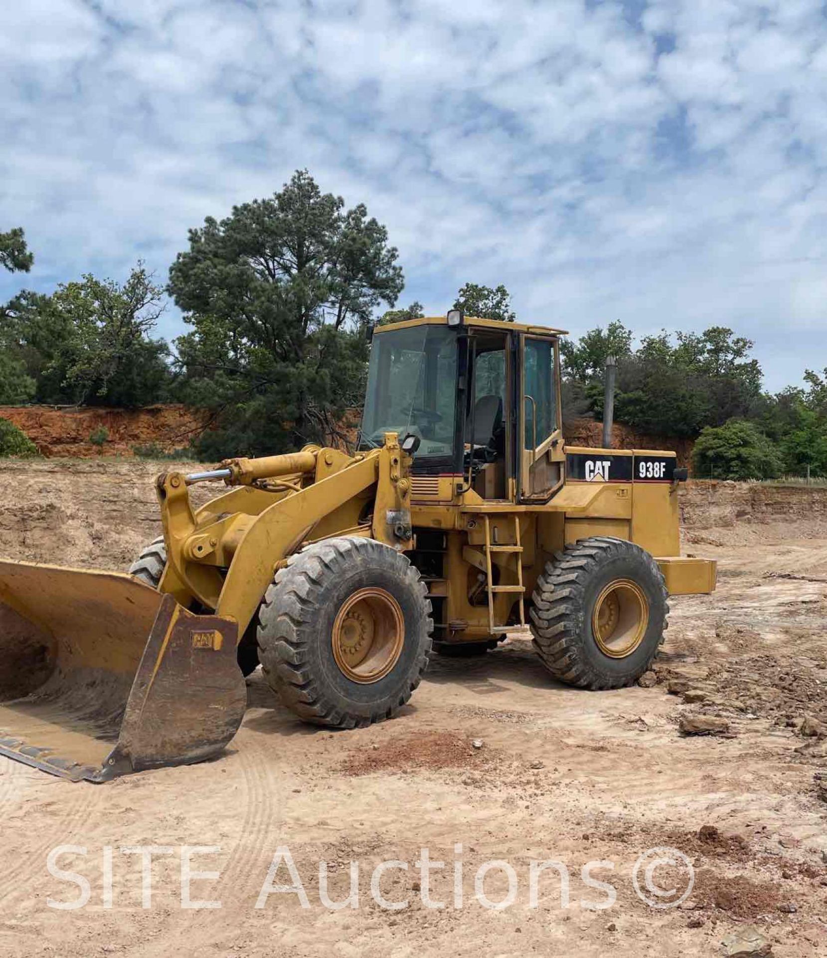 CAT 938F Wheel Loader - Image 2 of 6