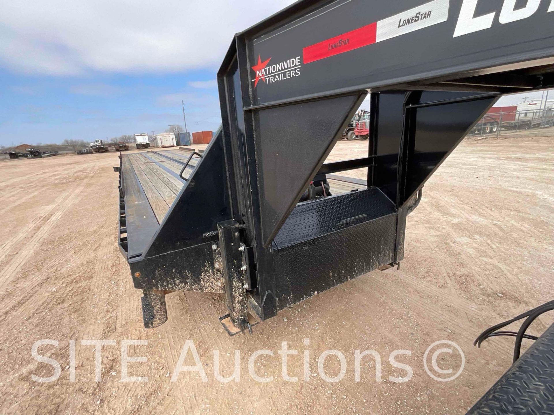 2023 Rawmaxx TT-40-212KHYD Gooseneck T/A Flatbed Trailer - Image 3 of 27