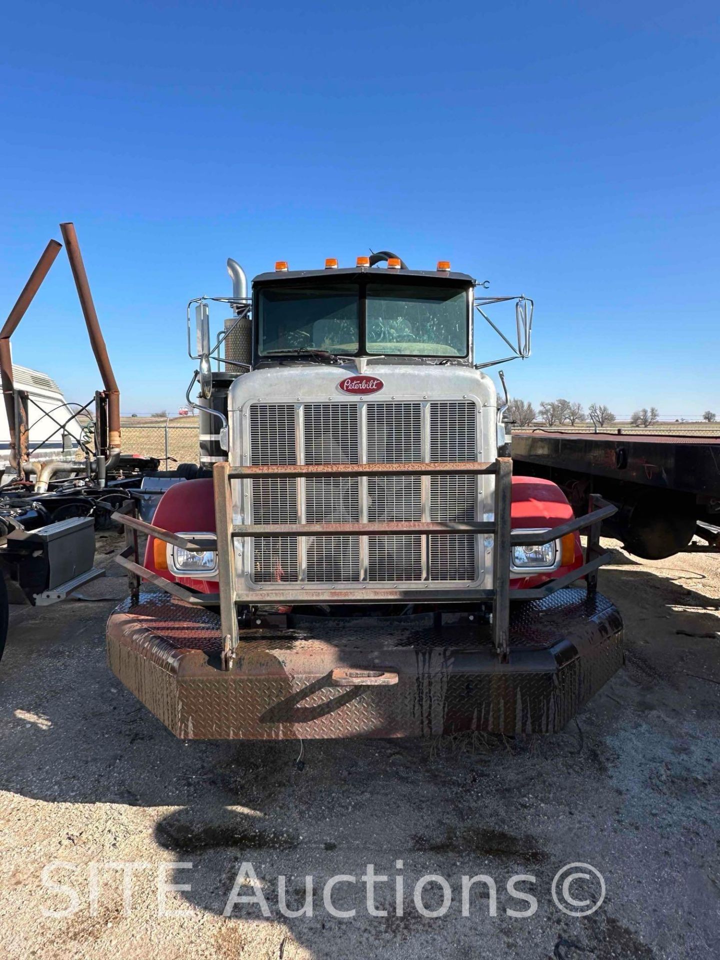 2002 Peterbilt 357 T/A Fuel Truck - Image 2 of 29