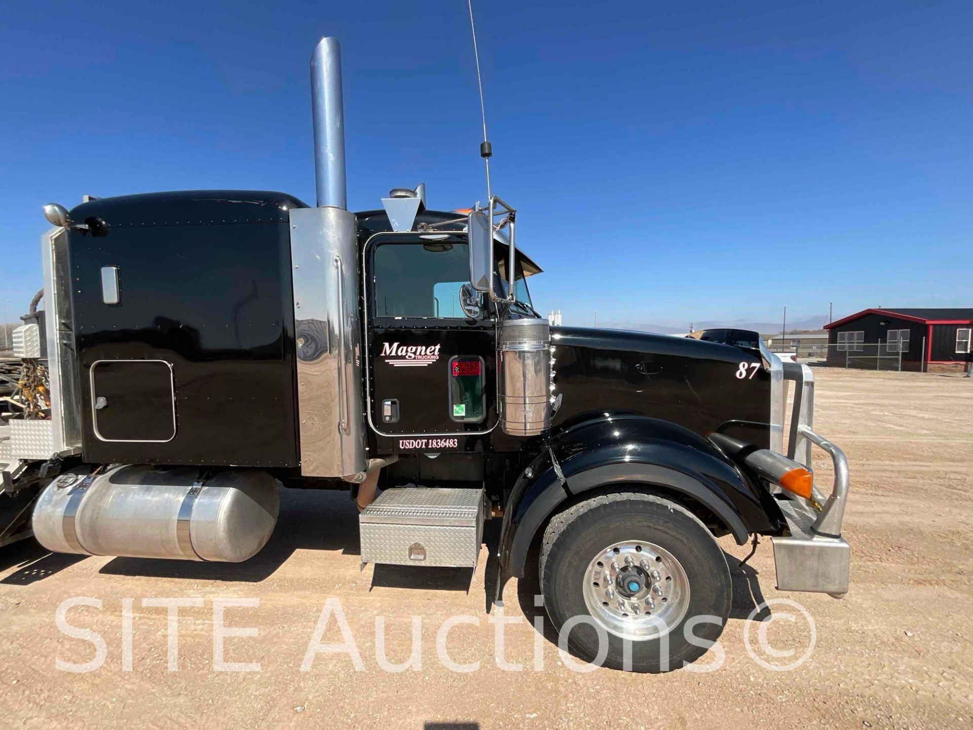 2013 Peterbilt 367 Tri/A Sleeper Truck Tractor - Image 22 of 50