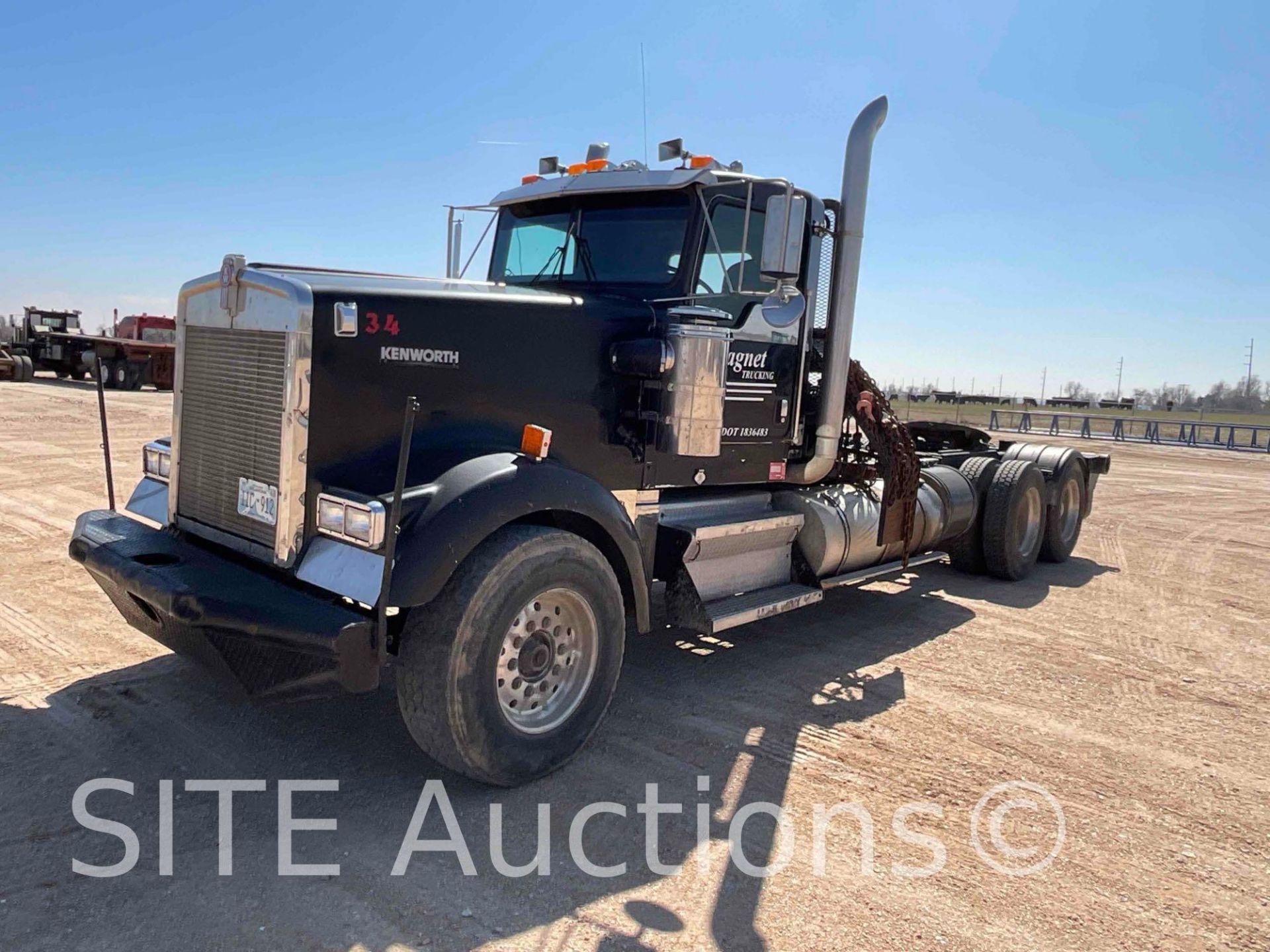 Kenworth T/A Daycab Truck Tractor - Image 2 of 40