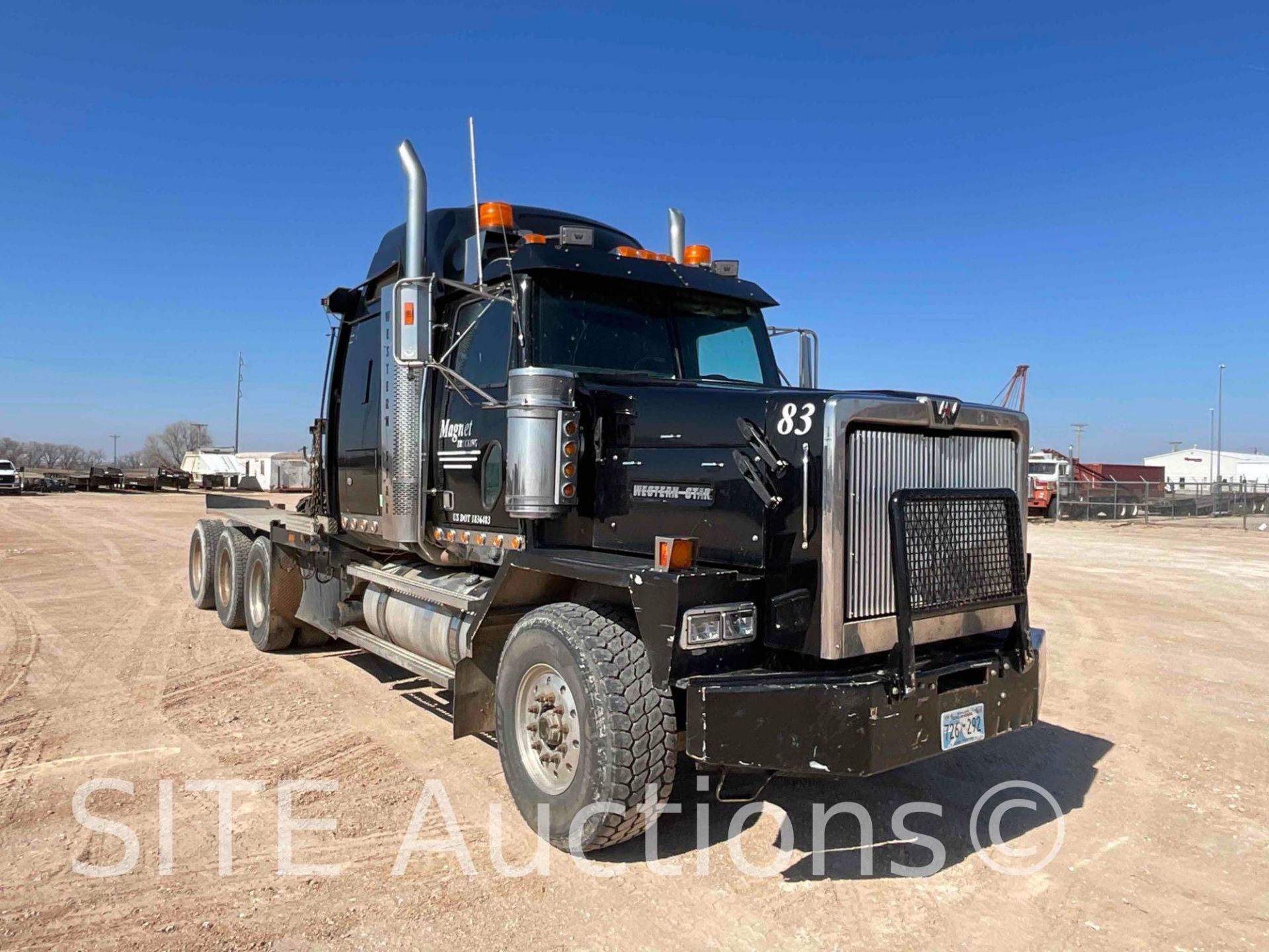 2010 Western Star 4900EX Tri/A Sleeper Truck Tractor - Image 3 of 48