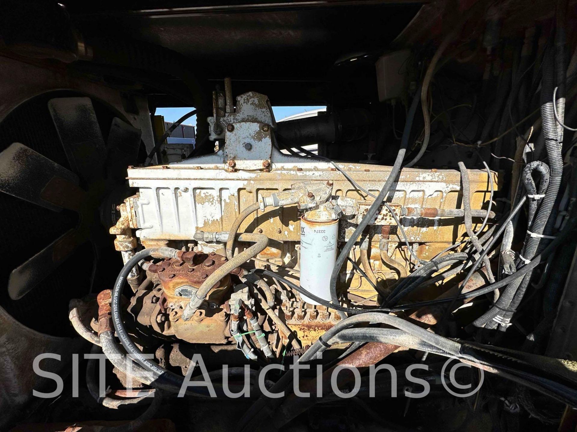 Peterbilt T/A Oilfield Bed Truck - Image 17 of 38