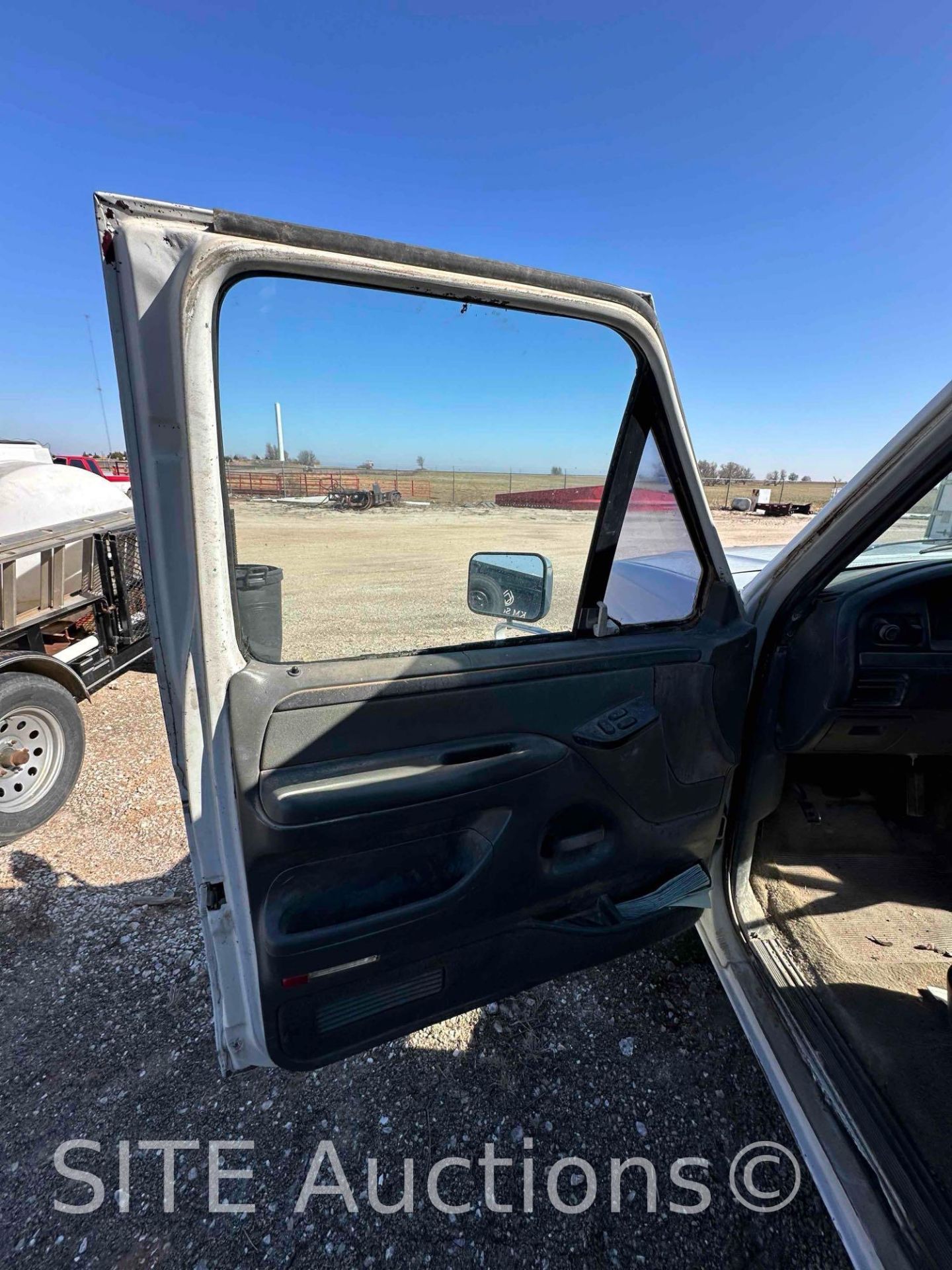 1993 Ford F350 SD Extended Cab Flatbed Truck - Image 20 of 22