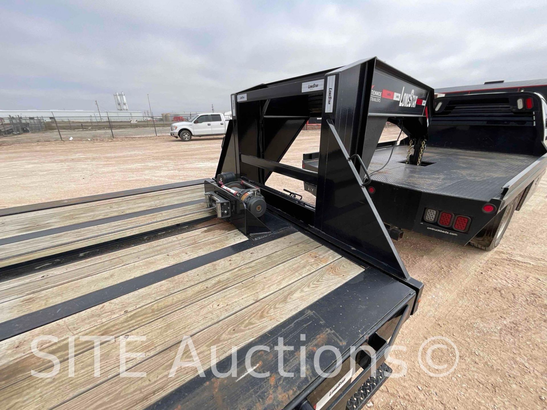 2023 Rawmaxx TT-40-212KHYD Gooseneck T/A Flatbed Trailer - Image 7 of 27