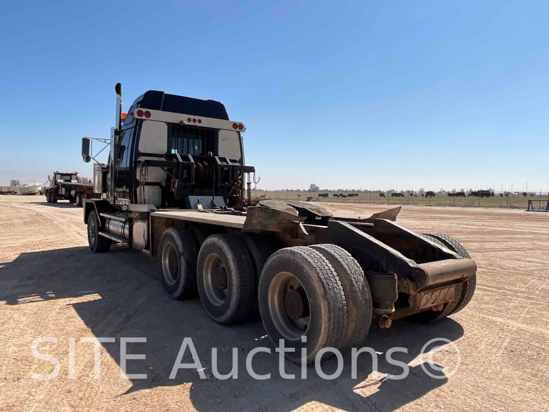 2010 Western Star 4900EX Tri/A Sleeper Truck Tractor - Image 7 of 48