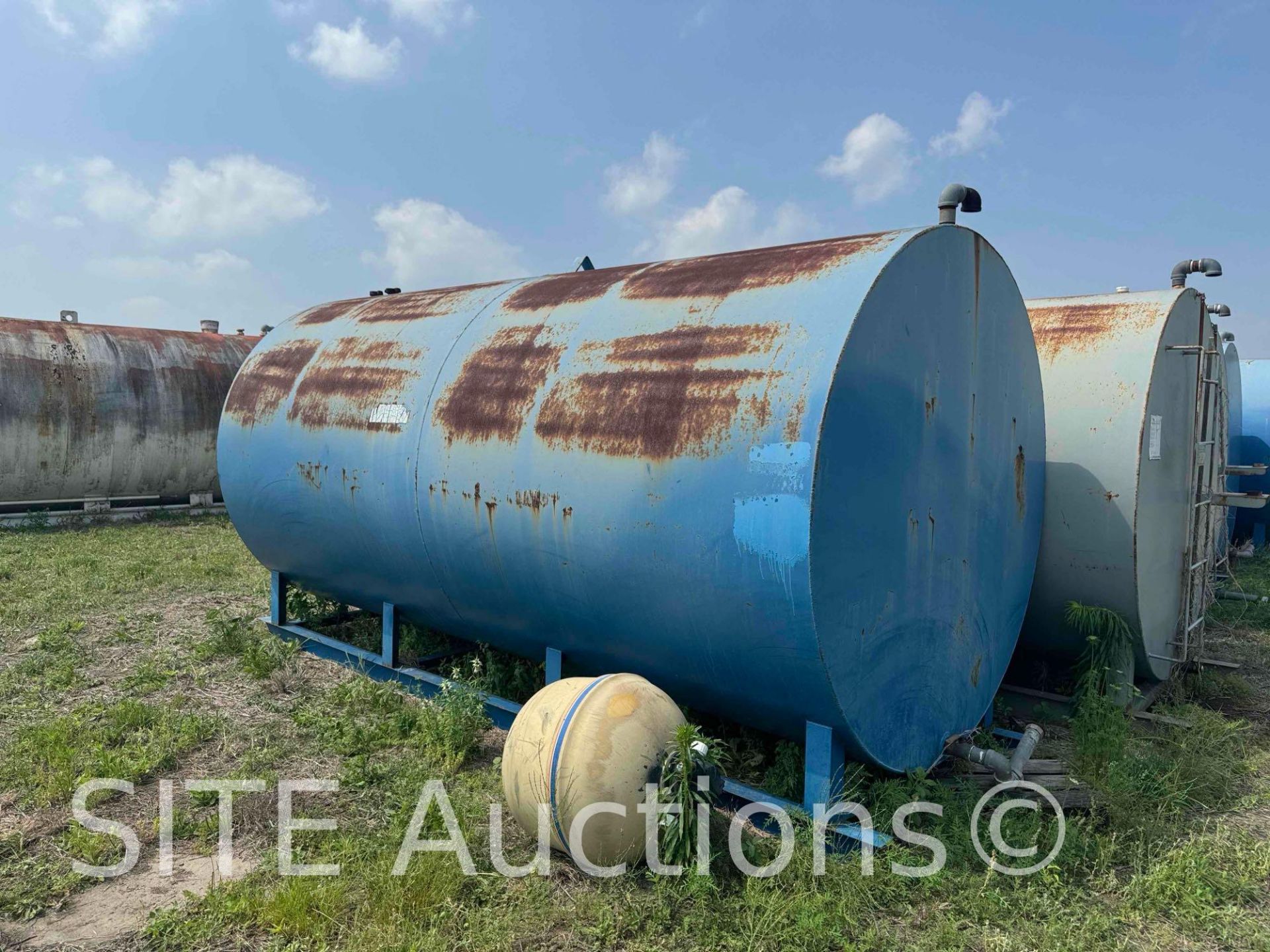 6000 Gal Fuel Tank - Image 2 of 3