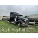 2005 Peterbilt 387 T/A Sleeper Truck Tractor