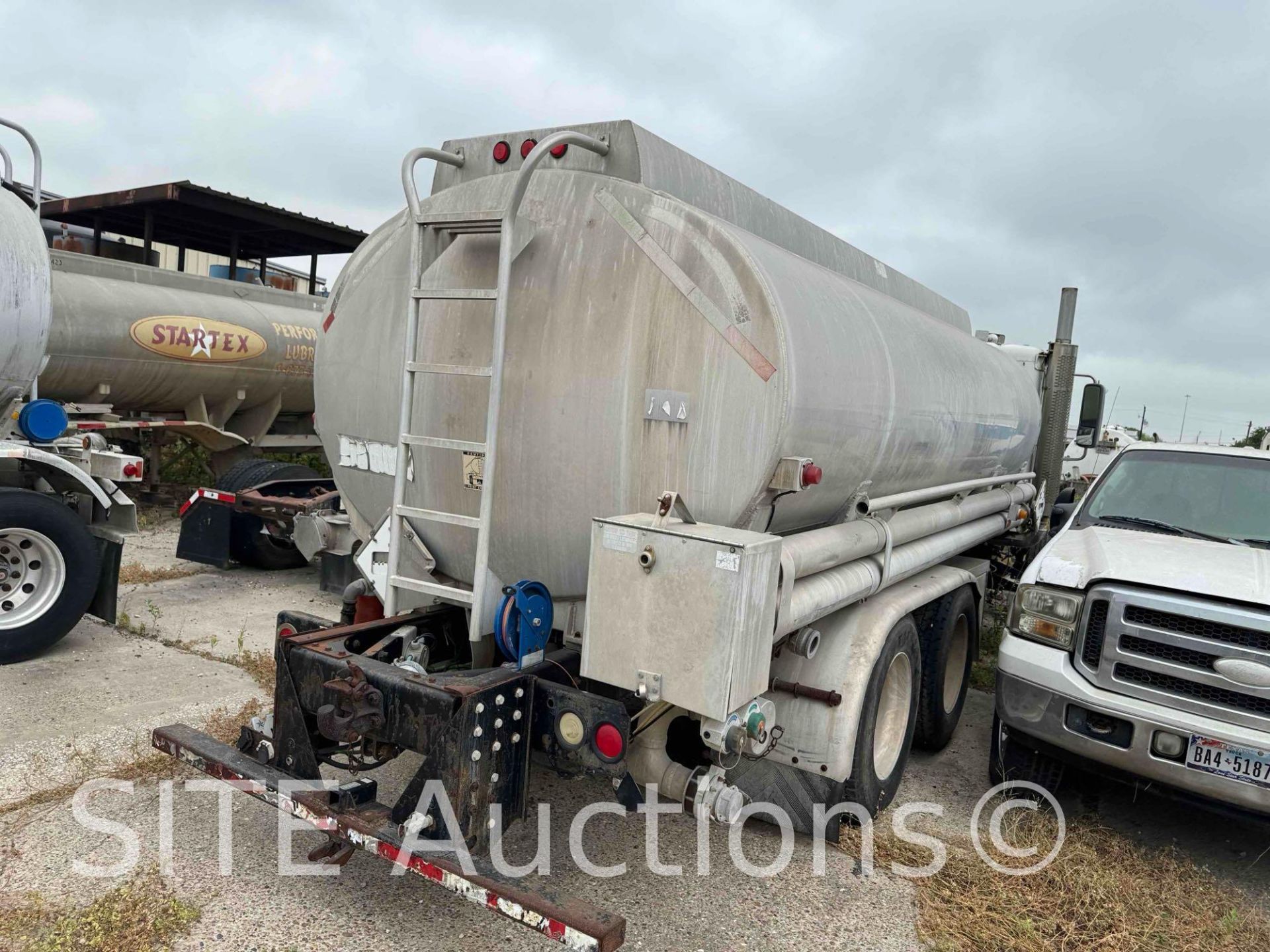2007 Freightliner Columbia T/A Fuel Truck - Image 6 of 27