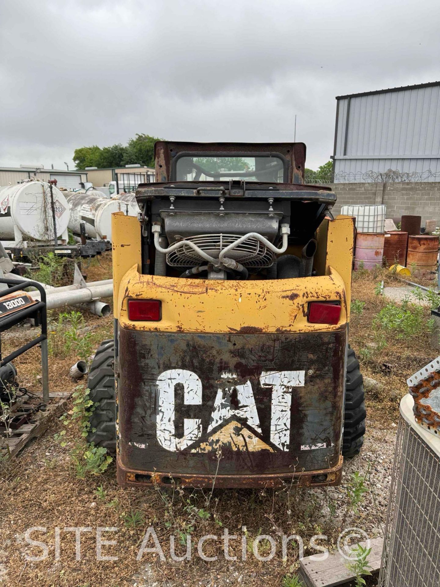 CAT 226 Skid Steer Loader - Image 5 of 24