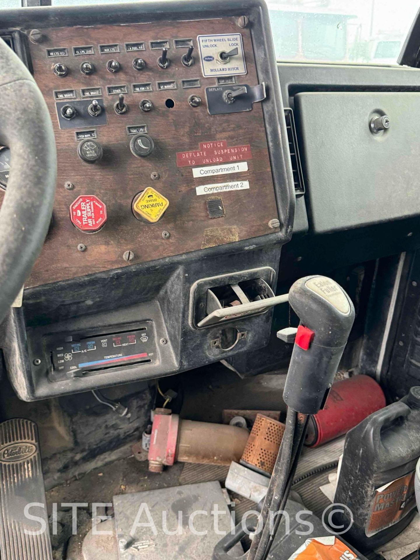 1988 Peterbilt 378 T/A Fuel Truck - Image 32 of 34