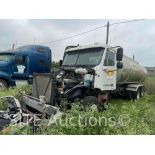 2003 Freightliner Columbia T/A Fuel Truck