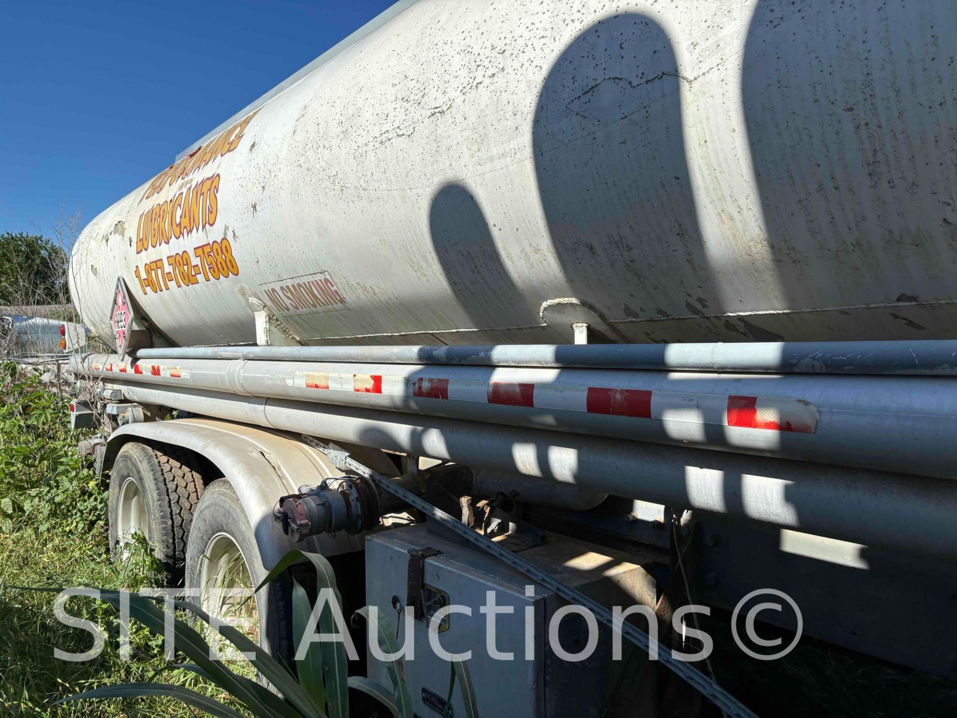 1995 Peterbilt 378 T/A Fuel Truck - Image 10 of 22