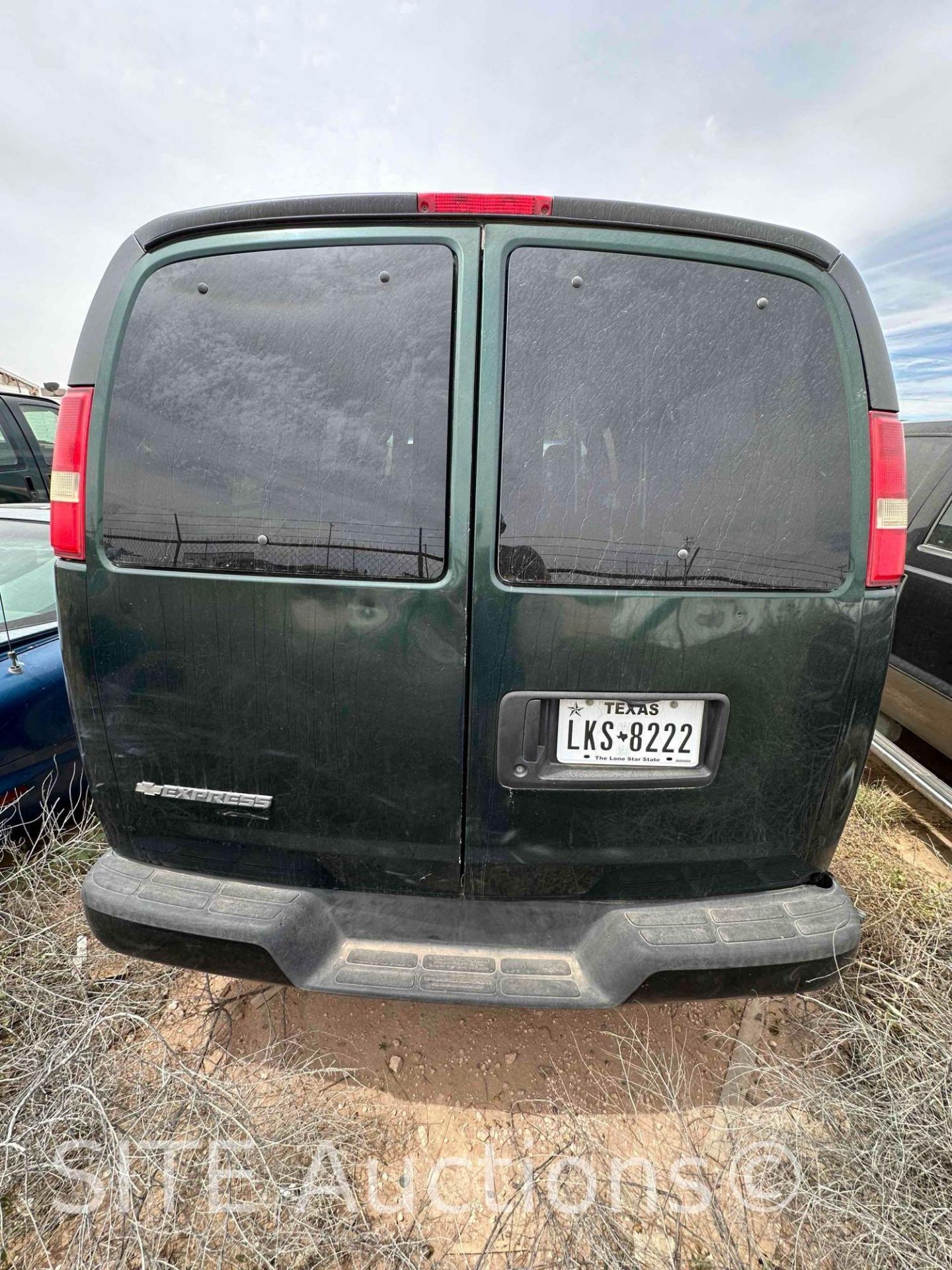 2008 Chevrolet G2500 Express Van - Image 4 of 13