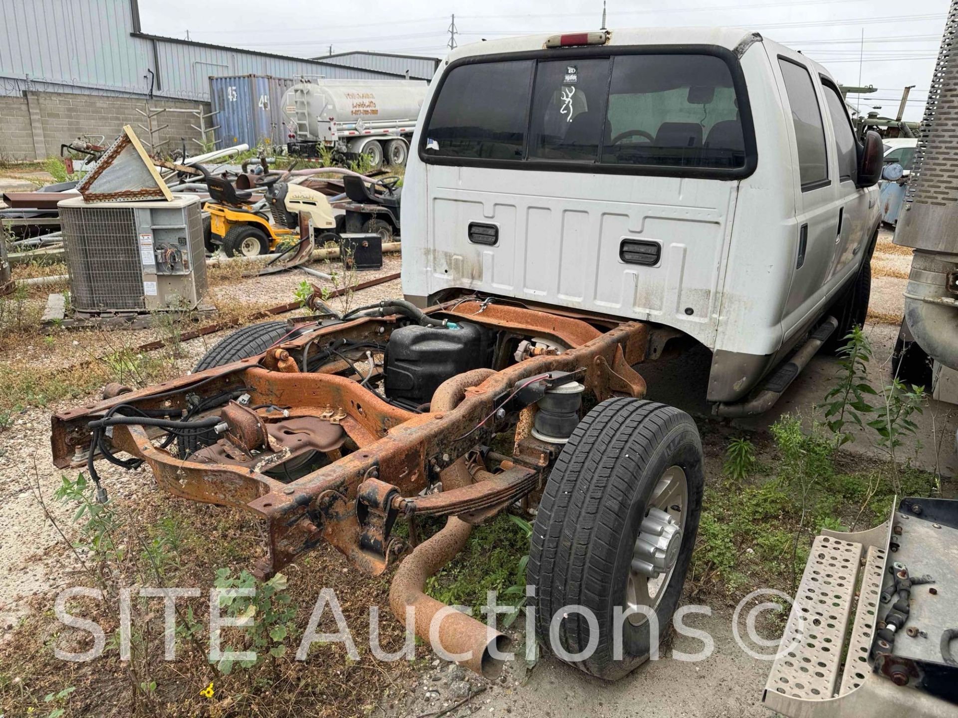 2005 Ford F250 Cab & Chassis Truck - Image 14 of 16