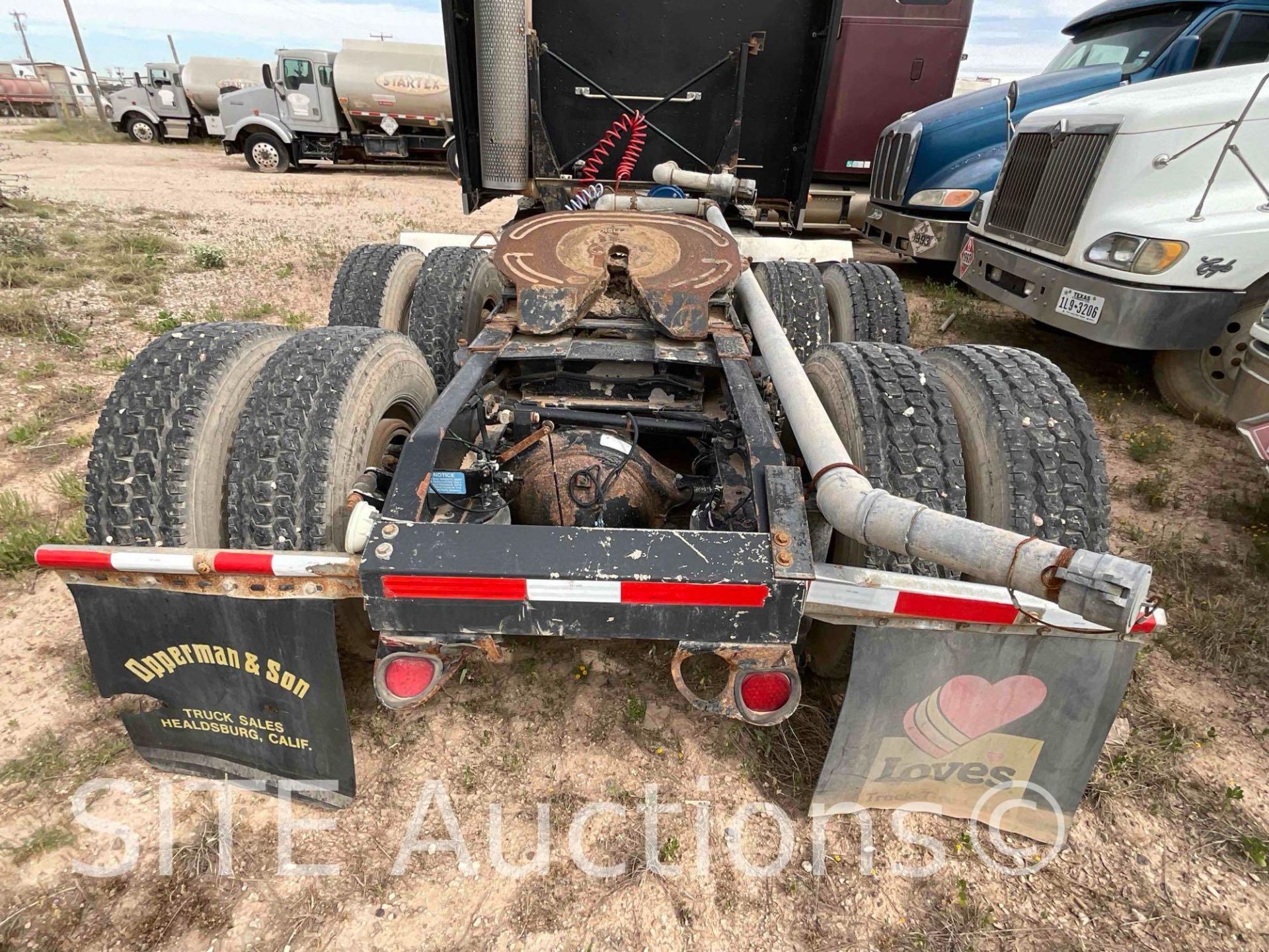 2005 Peterbilt 387 T/A Sleeper Truck Tractor - Image 6 of 20