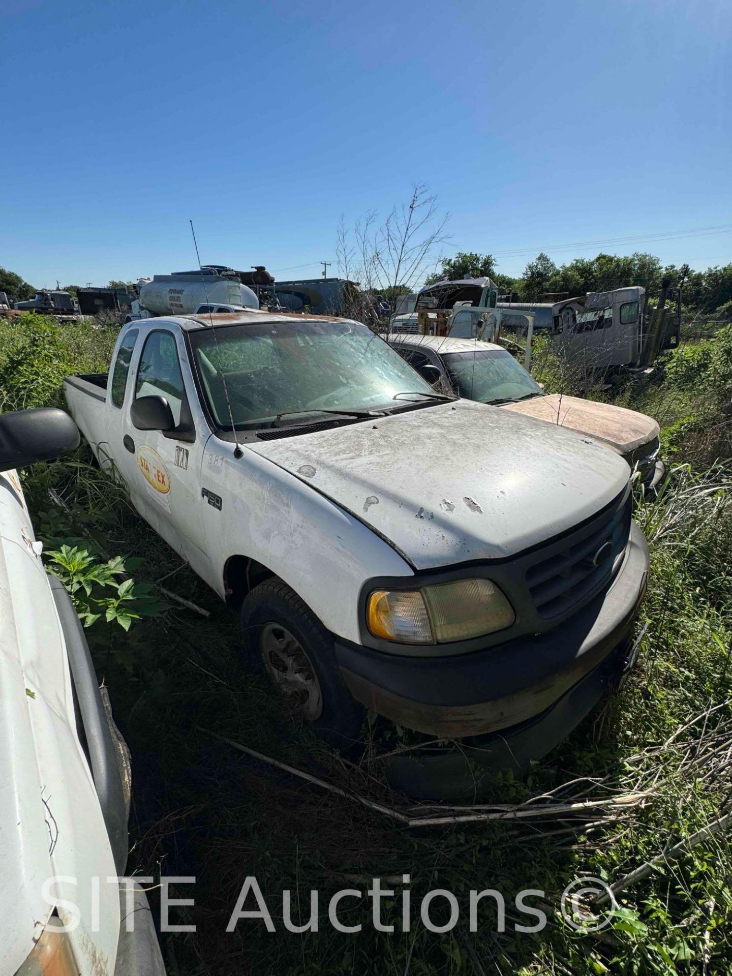 2001 Ford F150 Extended Cab Pickup Truck