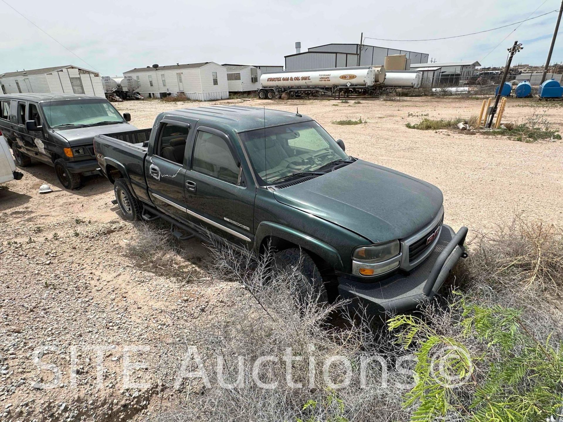 2003 GMC Sierra 2500HD Extended Cab Pickup Truck - Image 4 of 12