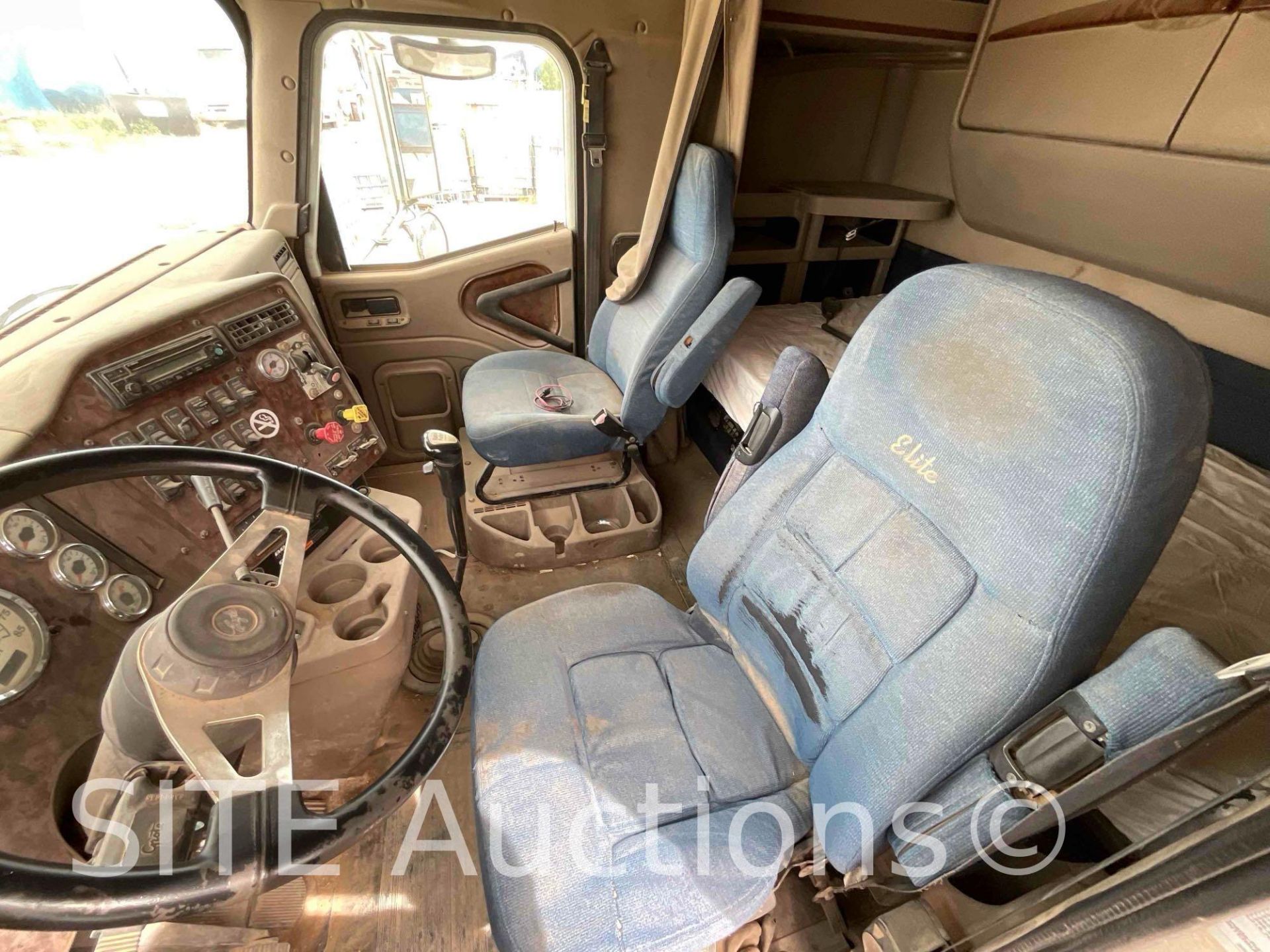 2007 International 9400i T/A Sleeper Truck Tractor - Image 22 of 27