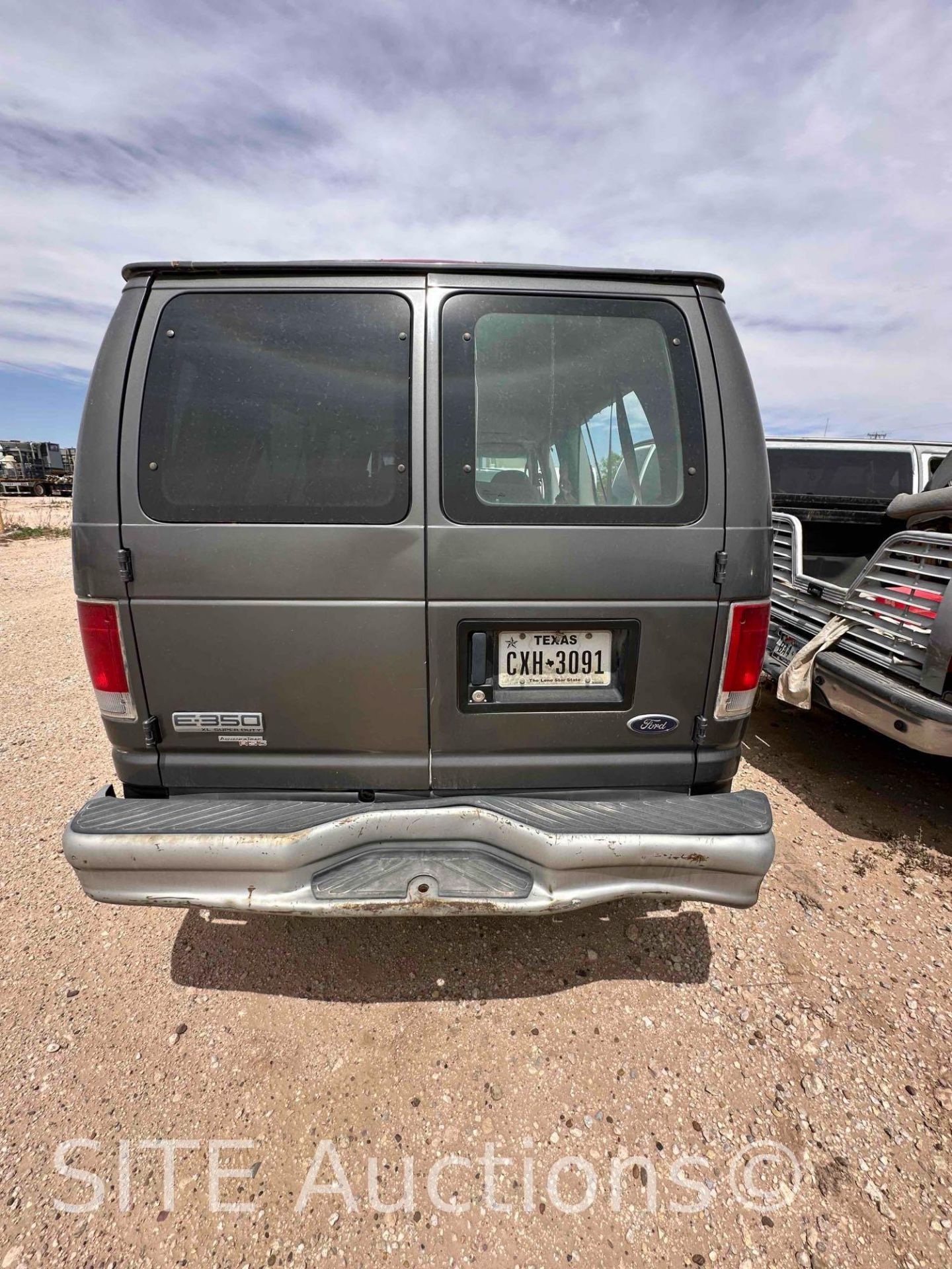 2007 Ford E350 Van - Image 5 of 15