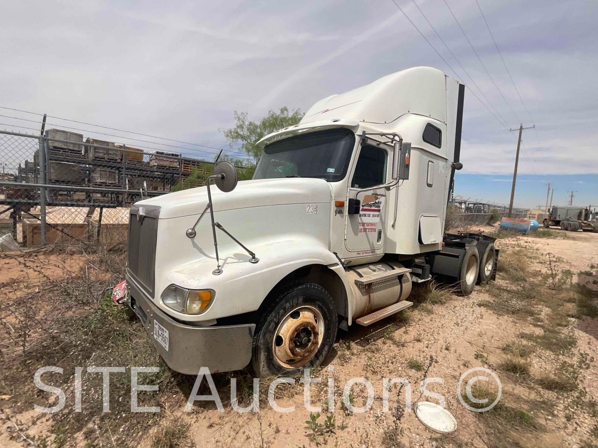 2007 International 9400i T/A Sleeper Truck Tractor