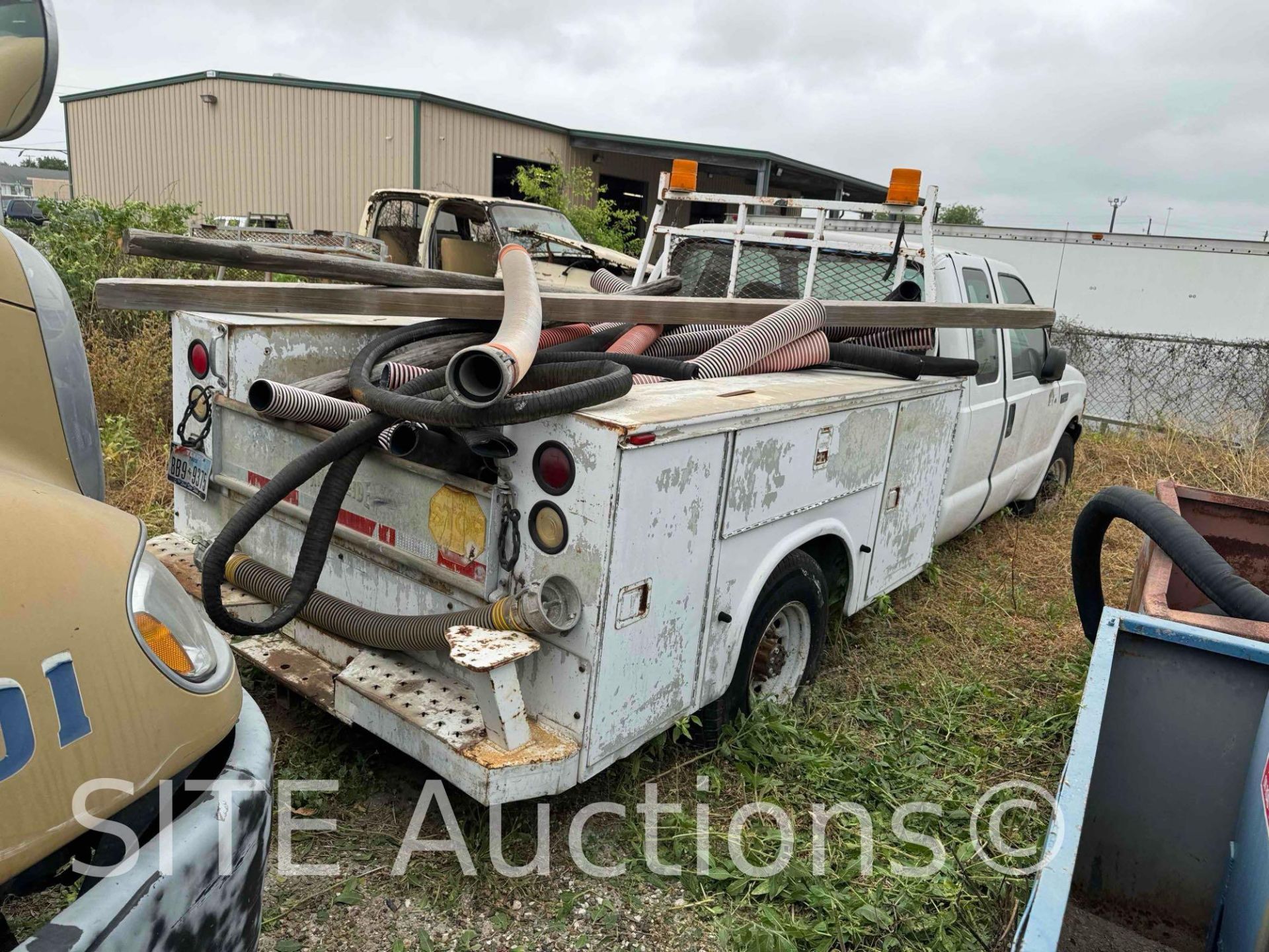 2000 Ford F250 SD Service Truck - Image 6 of 22