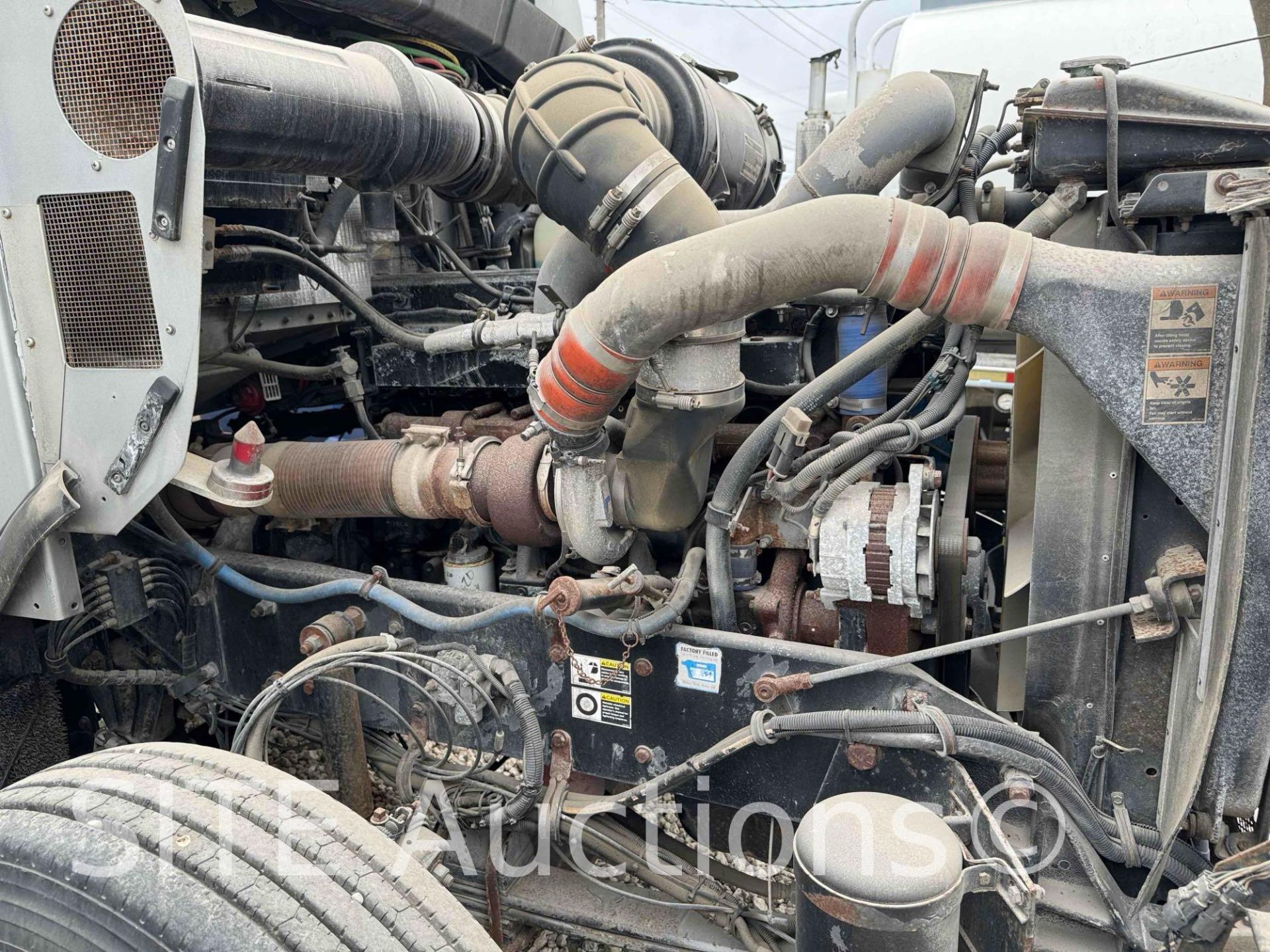 2002 Kenworth T800 T/A Fuel Truck - Image 12 of 45