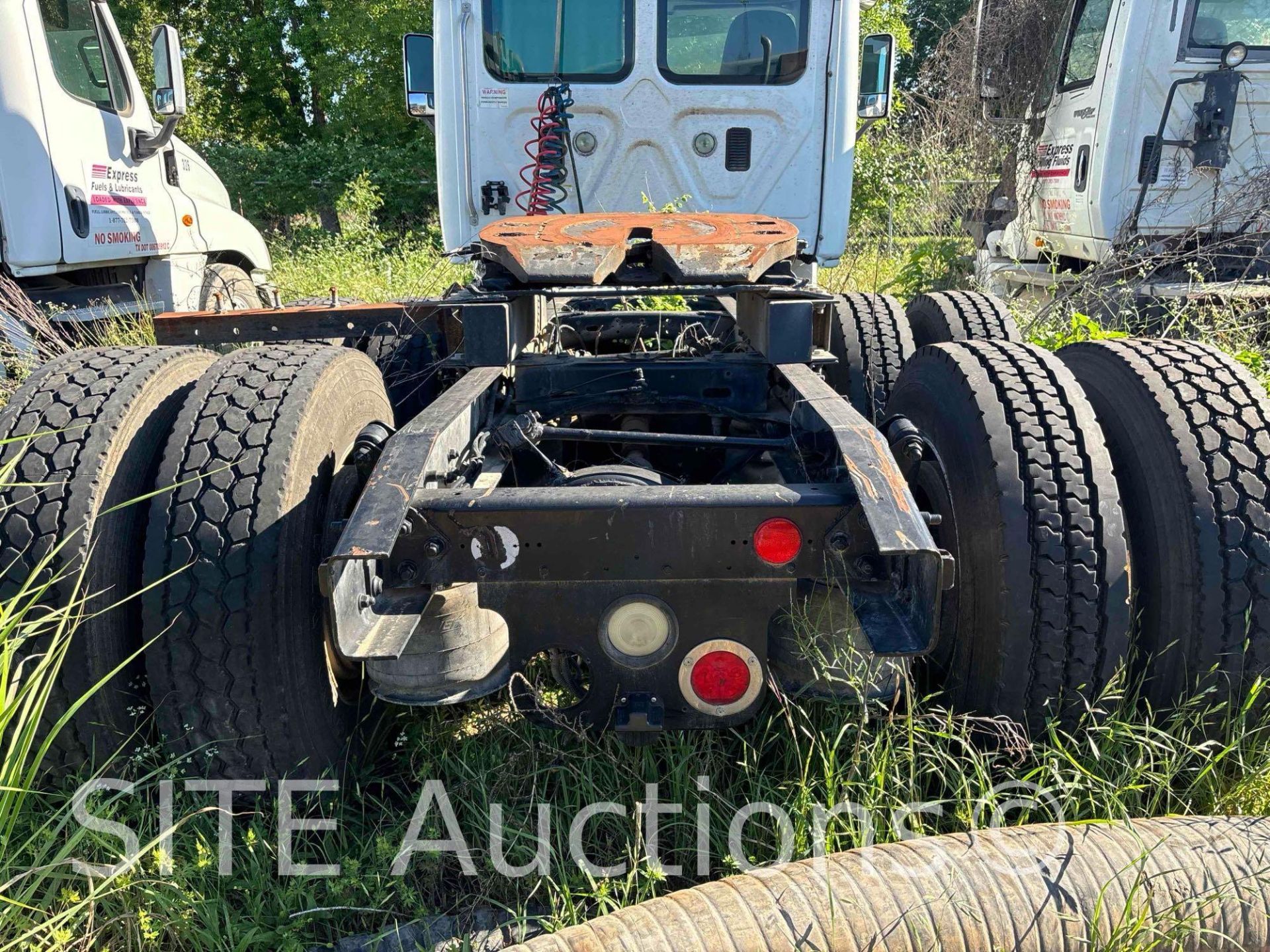 2013 Freightliner Cascadia T/A Daycab Truck Tractor - Image 13 of 14