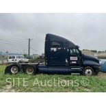 Kenworth T2000 T/A Sleeper Truck Tractor