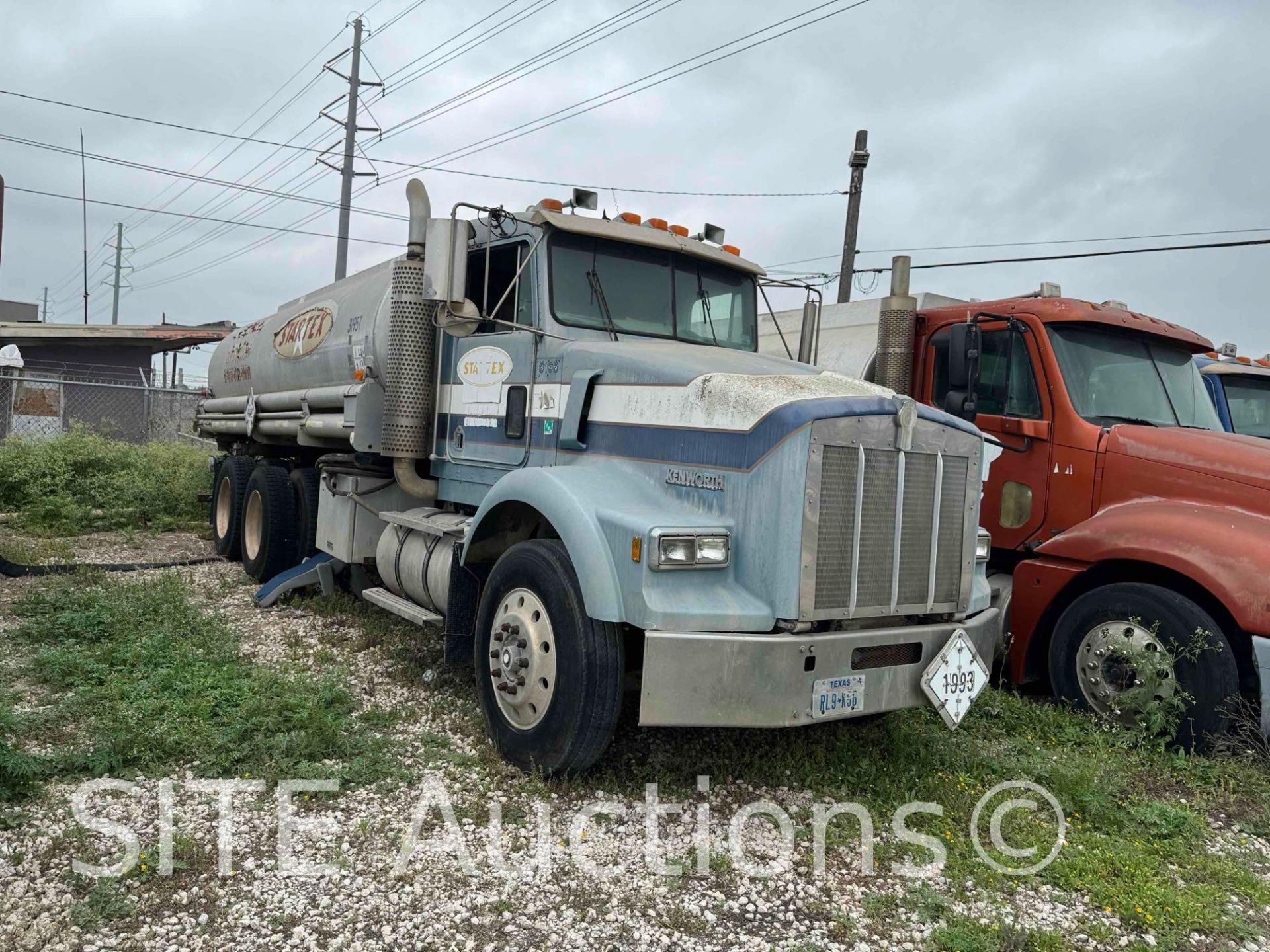 1994 Kenworth T800 T/A Fuel Truck - Bild 4 aus 43