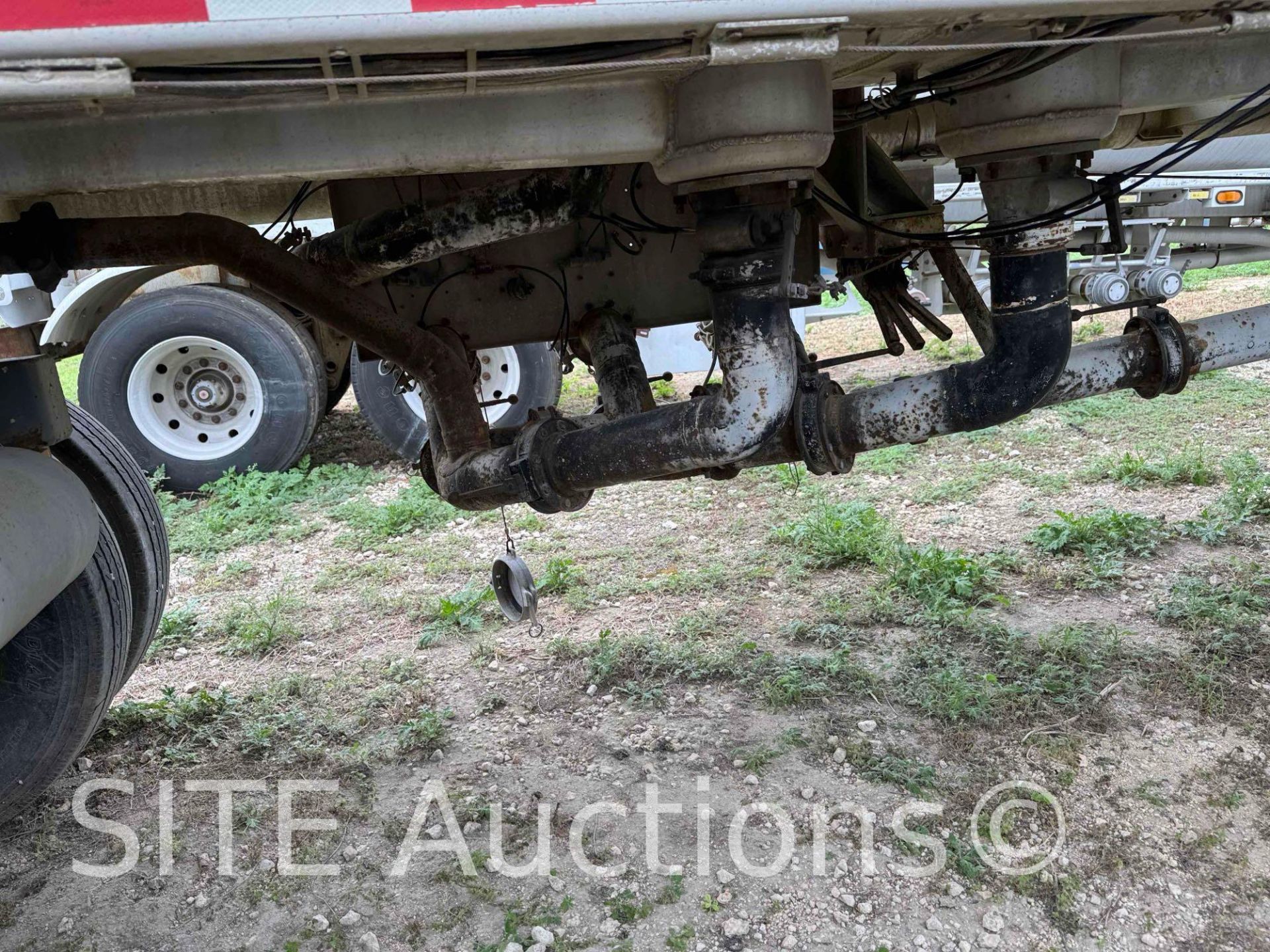 1996 Weld-It Pup Tank Trailer - Image 9 of 17