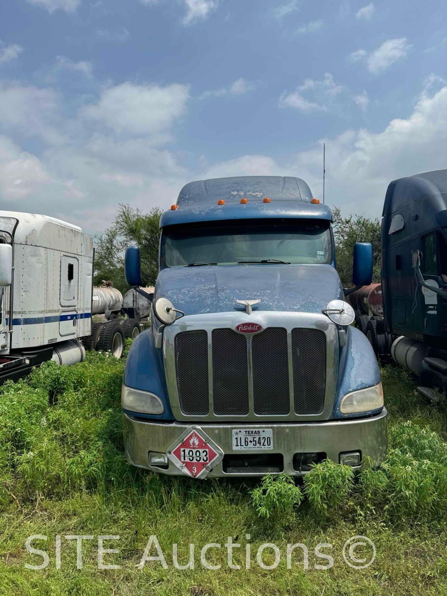 2007 Peterbilt 387 T/A Sleeper Truck Tractor - Image 2 of 36