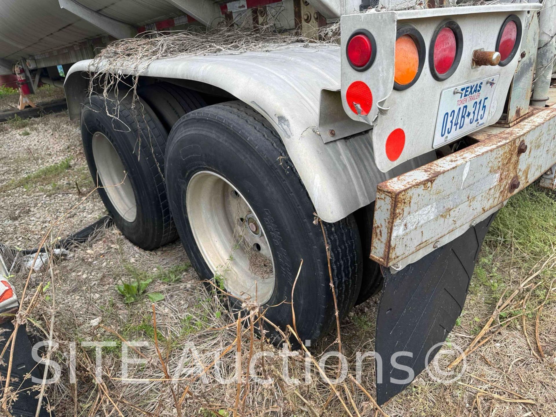 1991 Fruehauf T/A Tank Trailer - Image 11 of 17