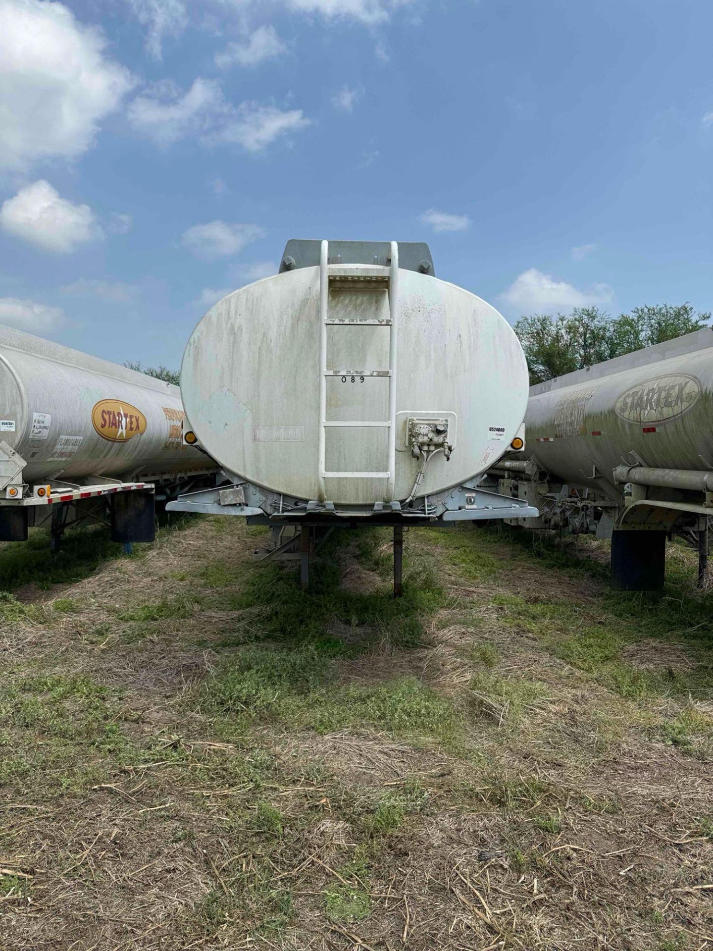 2000 Heil T/A Tank Trailer - Image 2 of 19