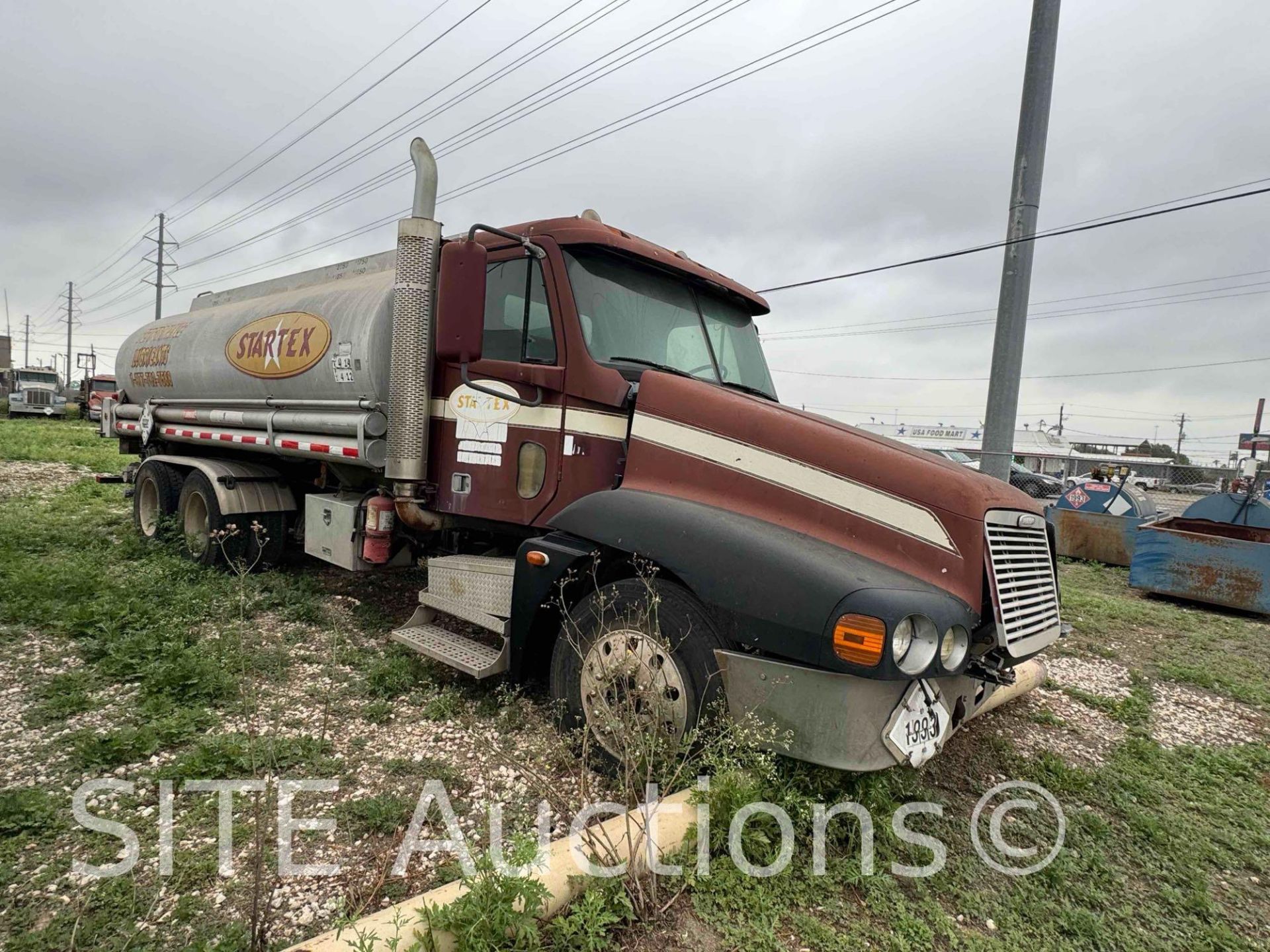 1999 Freightliner Century T/A Fuel Truck - Bild 2 aus 30