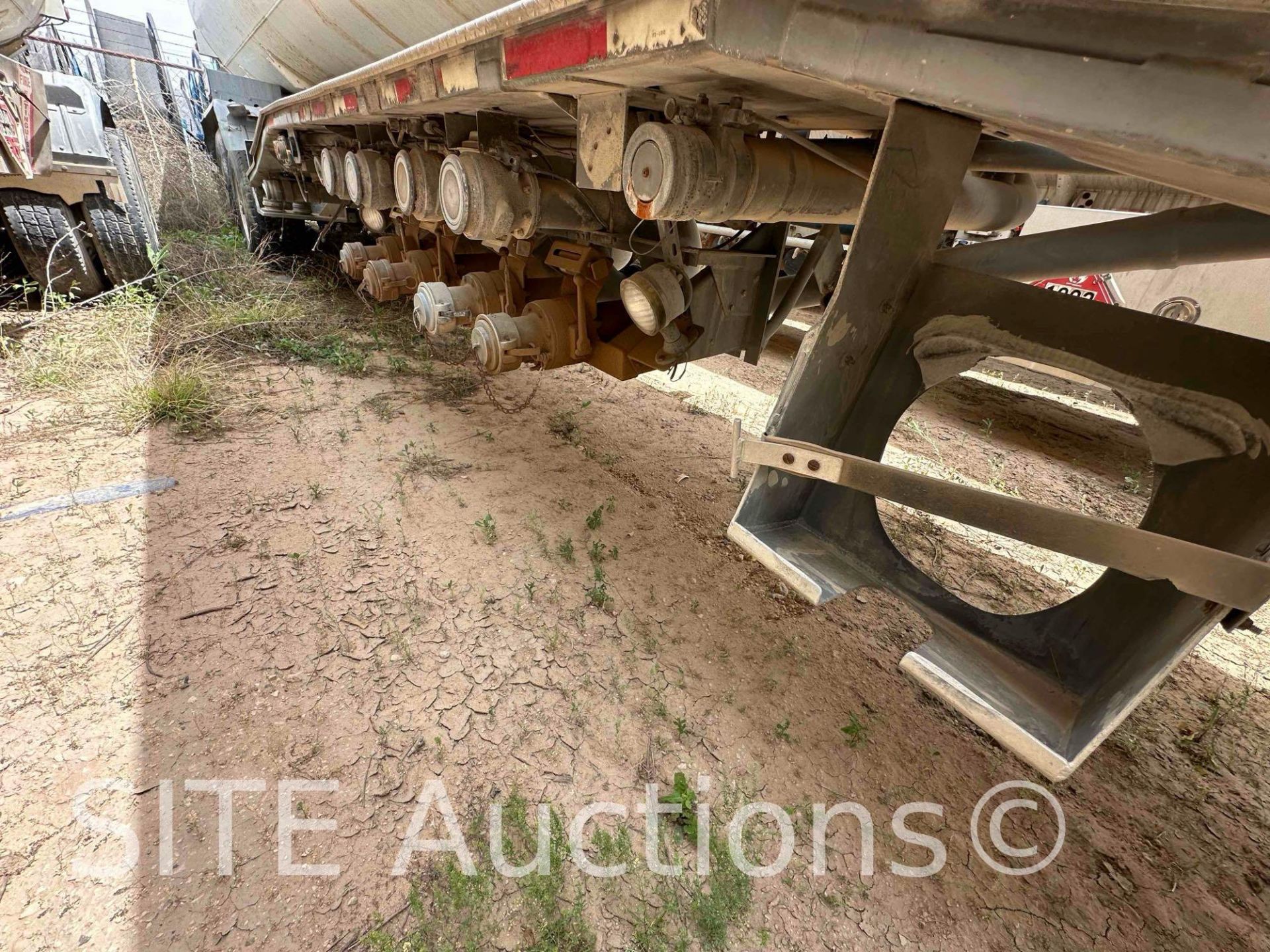 2000 Heil T/A Tank Trailer - Image 8 of 19